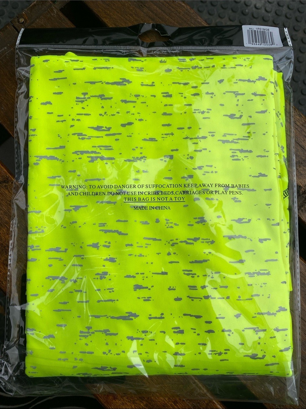 New WILDSPARK Men’s Large Reflective Silver UPF 50+ Neon Yellow Mesh Underarm