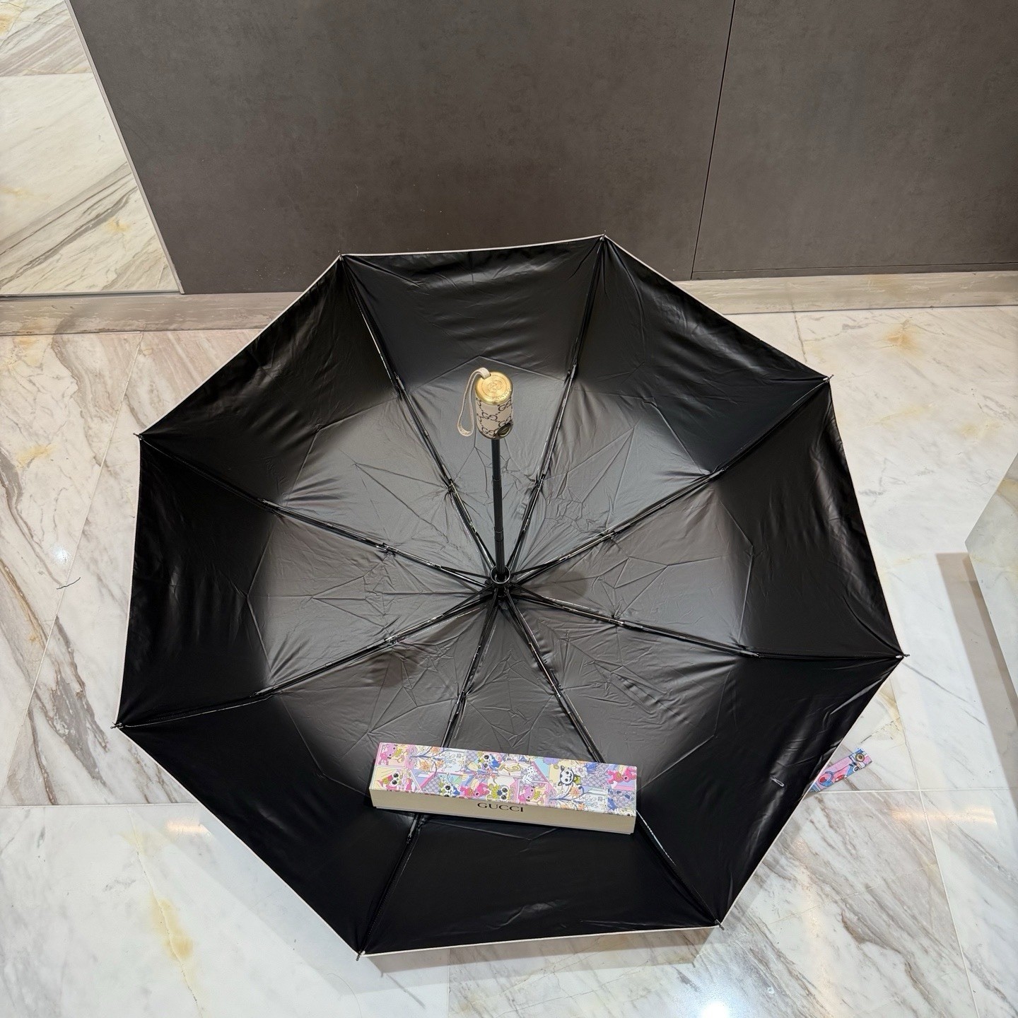 Gucci Women’s Compact/Folding Umbrella Multicolor Graphic Print Logo Handle