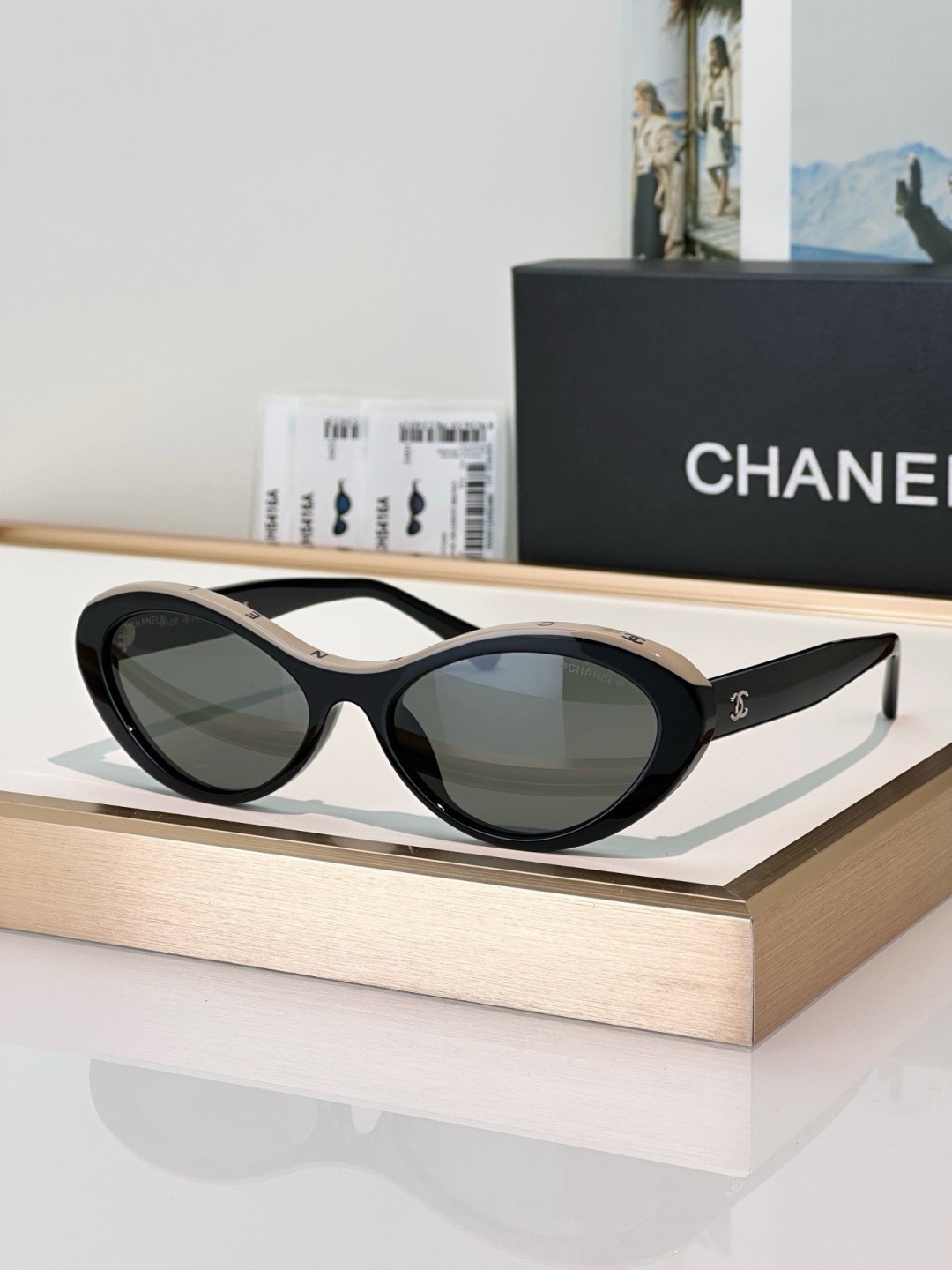 CHANEL CH5416 Beige & Black Acetate Oval Sunglasses Mod：CH5416 Size：57-18-145