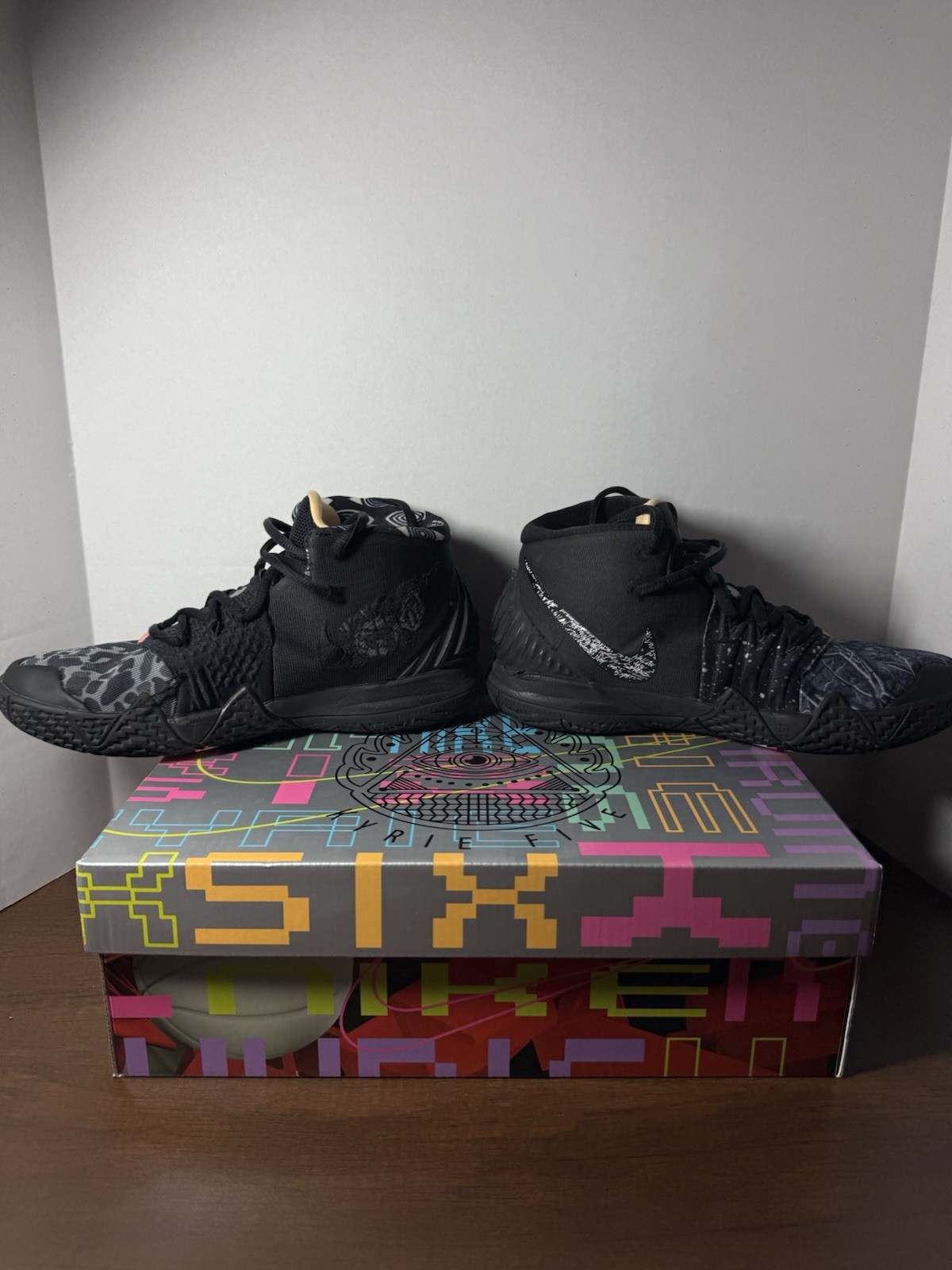 Size 5.5 – Nike Kybrid S2 What The
