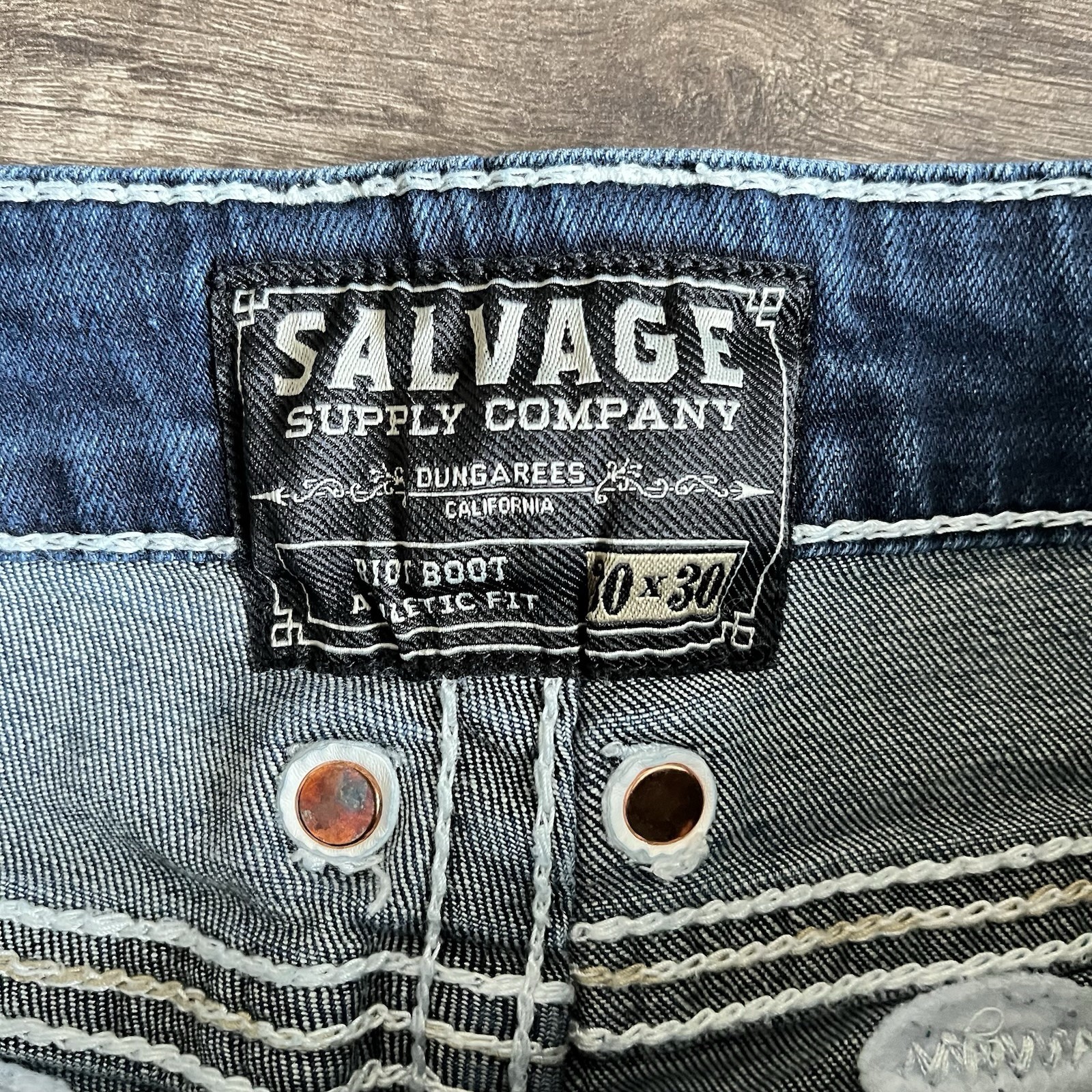 Salvage Riot Boot Athletic Fit Stretch Buckle Jeans Mens 30×30 Dark Blue NWOT