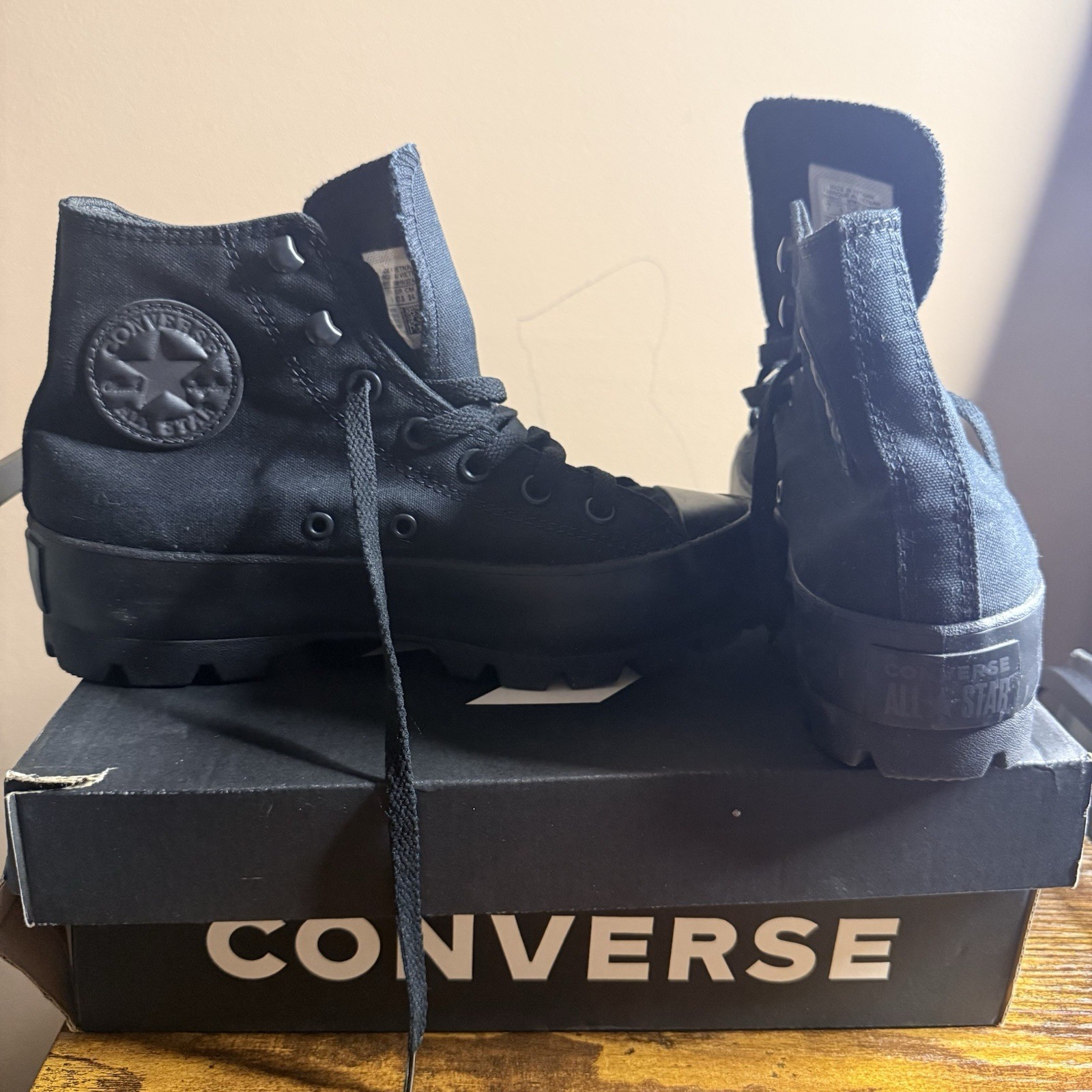 Converse Chuck Taylor All Star Lugged High Top Black Monochrome Women’s 569891C