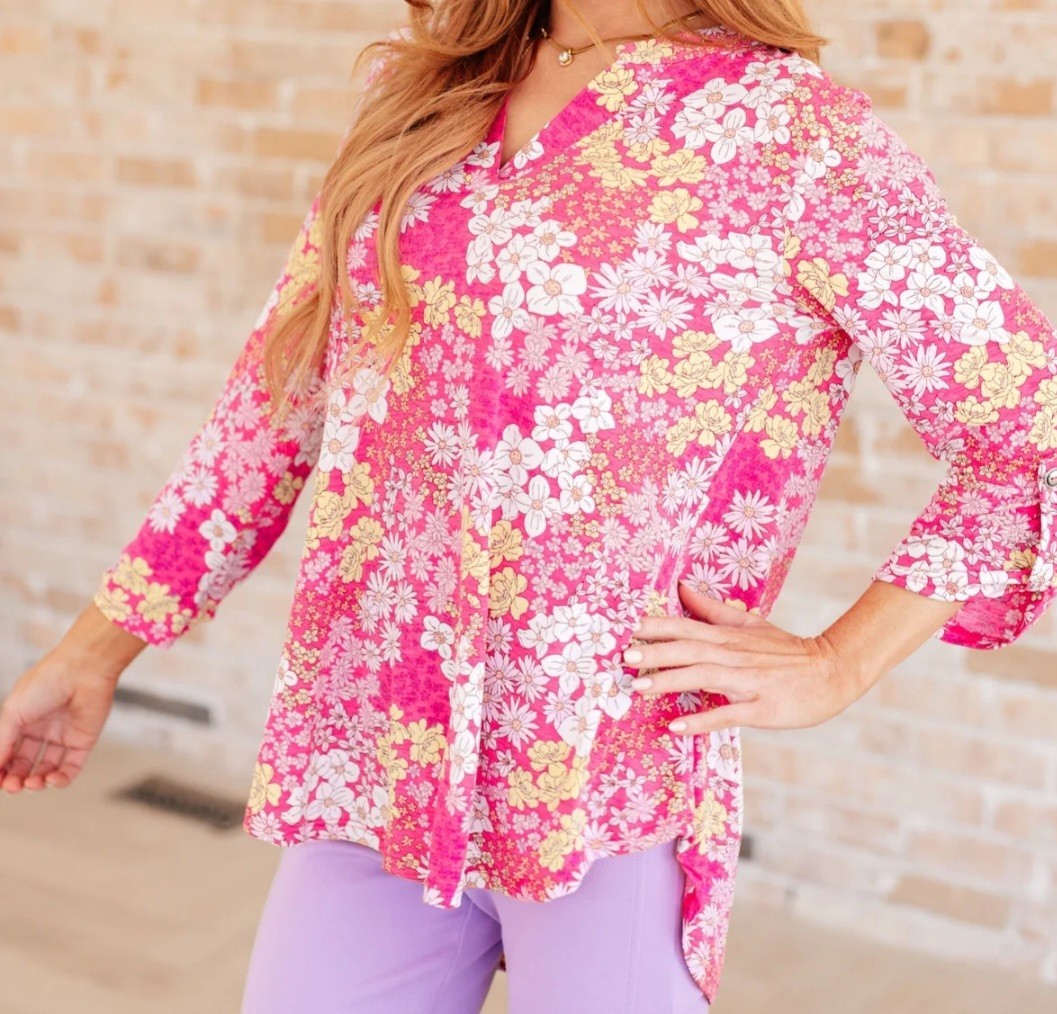 NWT Women’s Dear Scarlett Size L In Full Bloom Lizzy Top Pink with Floral Print