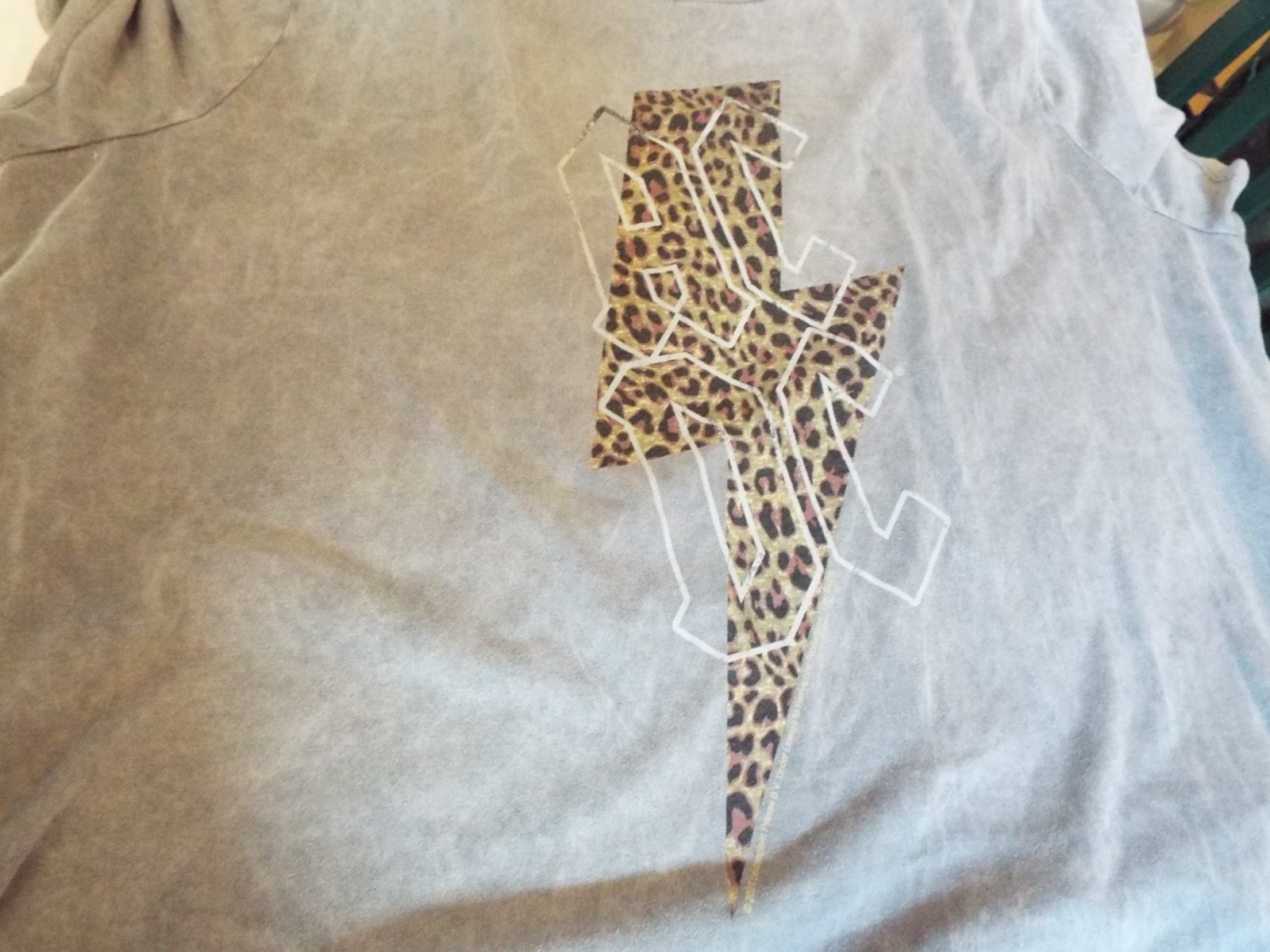 Maurices AC/DC Oversized Graphic Tee Leopard Bolt Gray Women’s XXXL 3xl