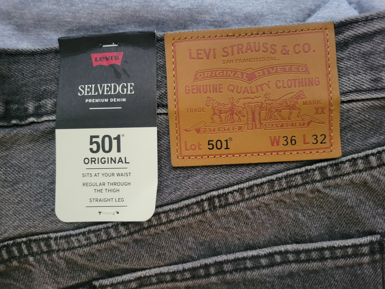 Levi’s 501 Selvedge Men’s Premium Straight Fit Jeans 36×32 Black Ash 005013658