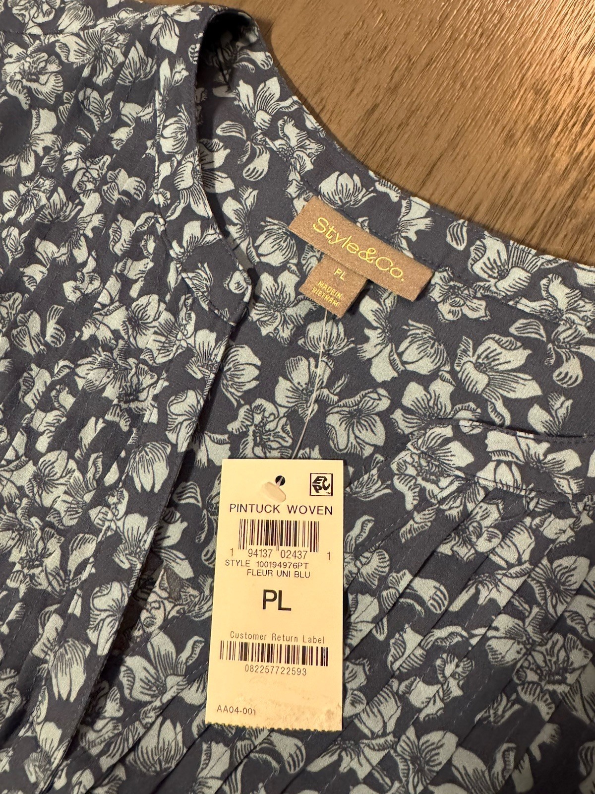 Petite-LARGE •Style & Co. women’s long-sleeve floral pintuck-yoke blouse •NWT