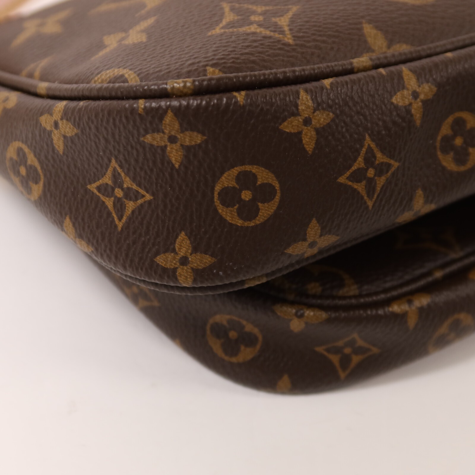 LOUIS VUITTON LV GHW Multi Pochette Accessoires 2 Way Bag M44840 Monogram Brown