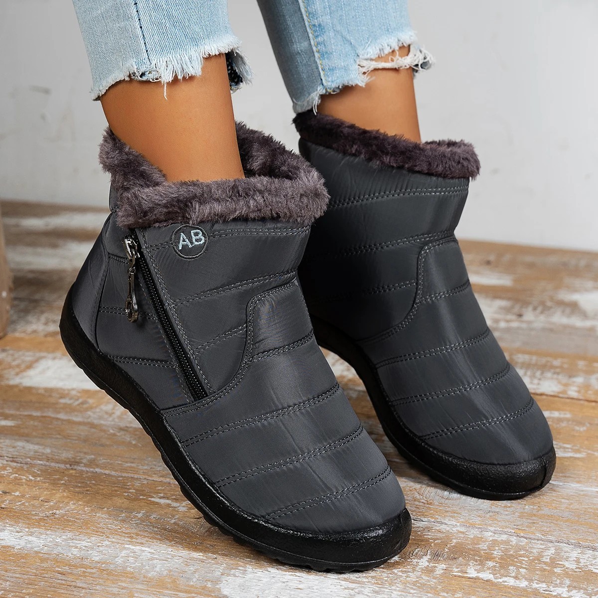 Men Women’s Waterproof Snow Boots Warm Fur Lined Ankle Boots Winter Shoes Zip Up