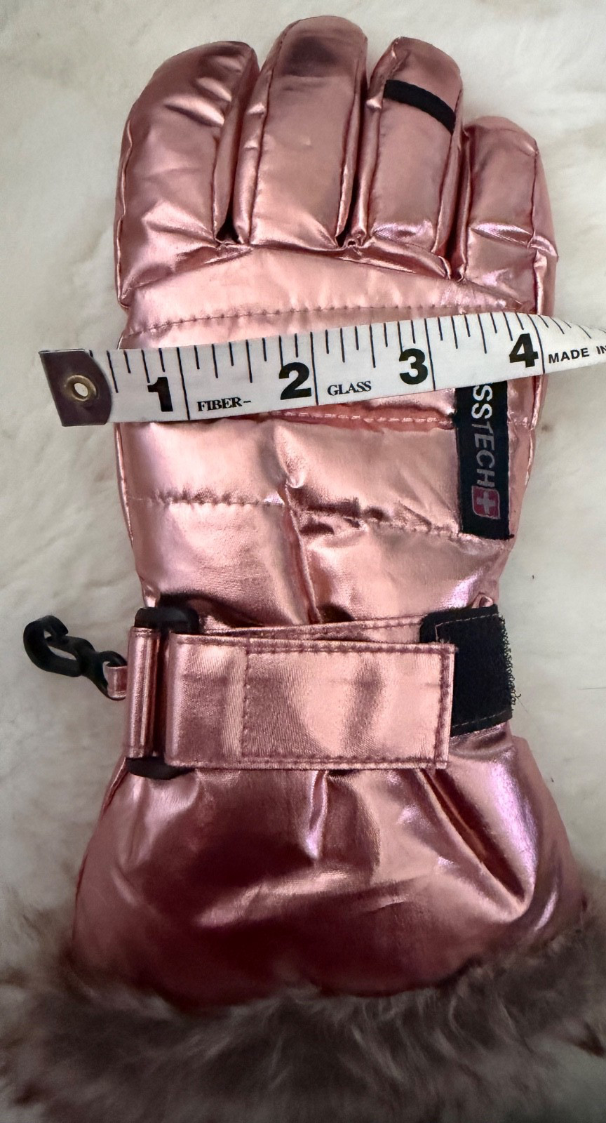SWISS TECH GLOVES Rose Gold Metallic Adjust Strap Faux Fur Trim Quilted