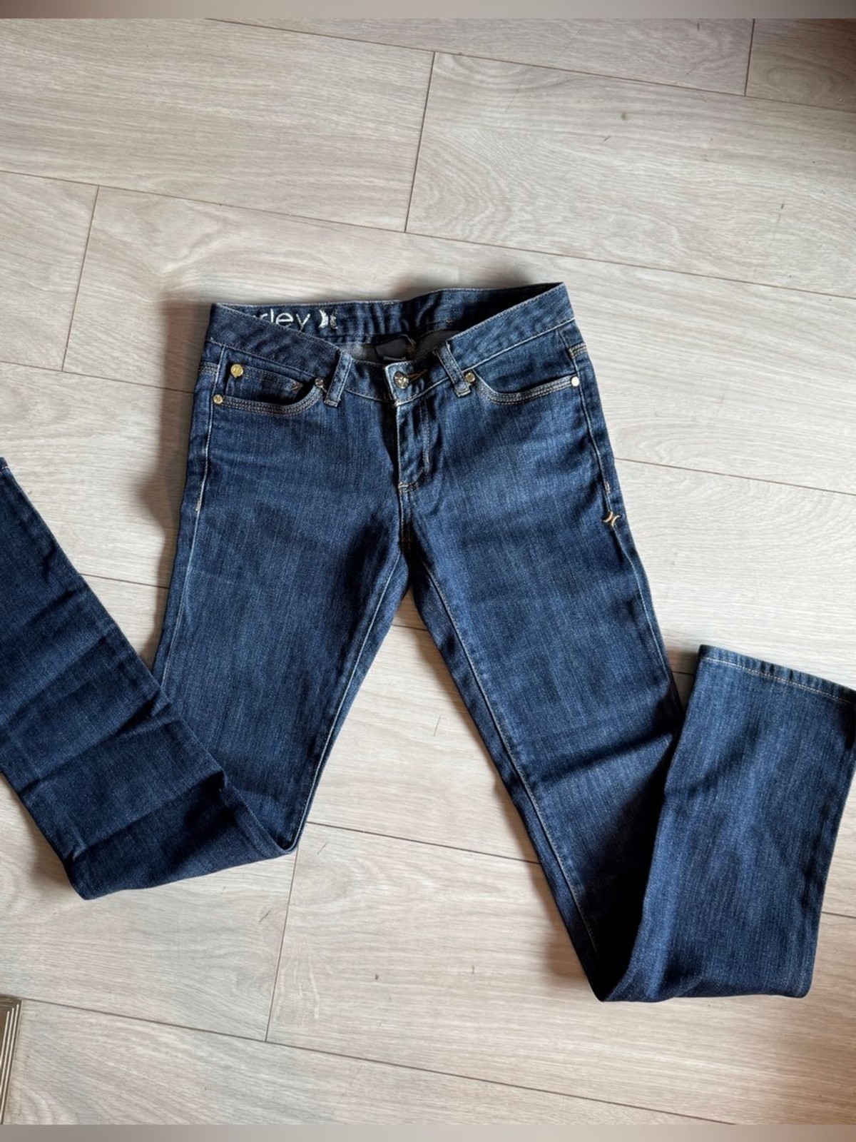 Hurley Juniors Size 1 Blue Stretch Denim Jeans Y2K Low Rise 98 Cotton 2 Spandex