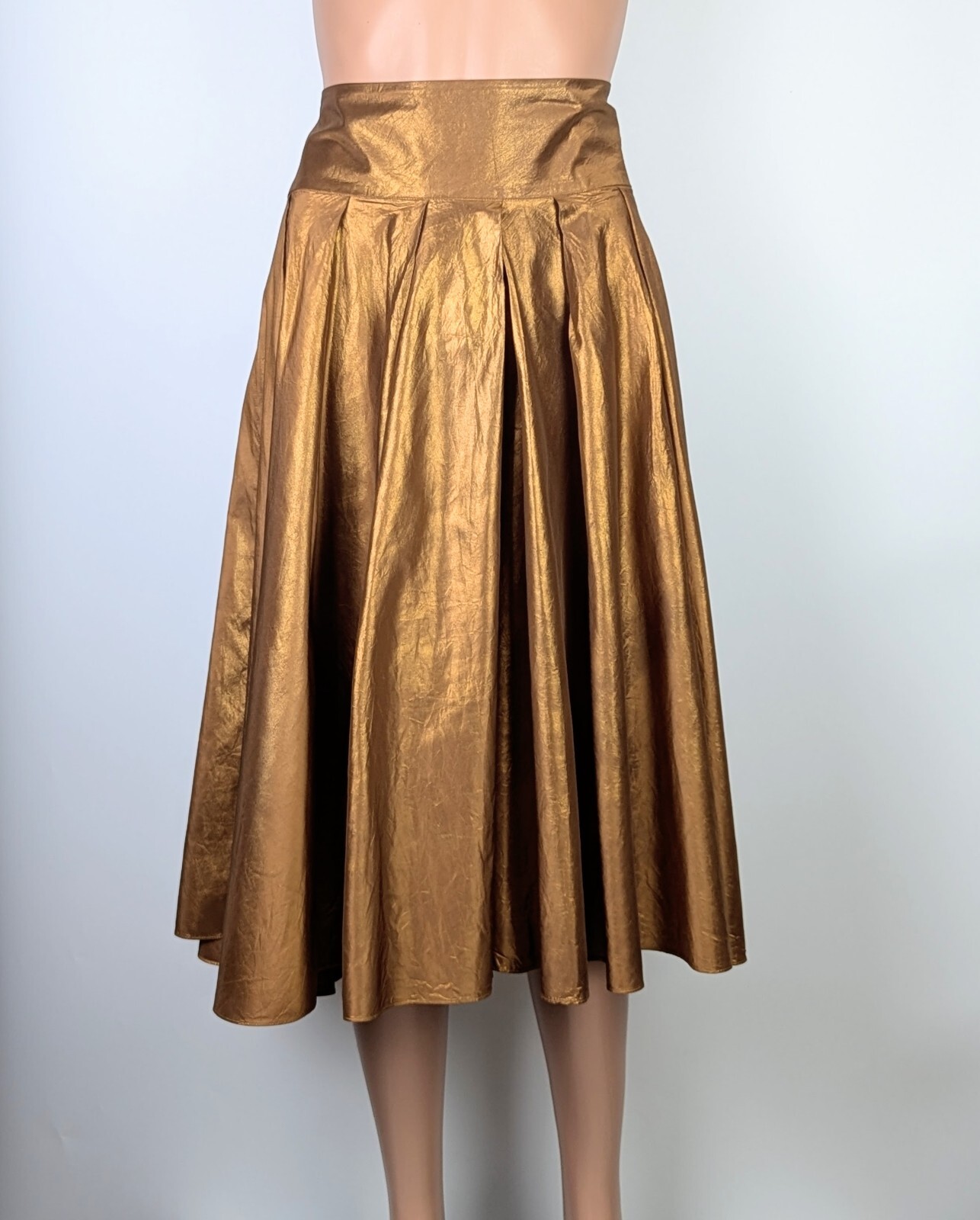 DKNY Women’s Silk Taffeta Pleated Knee-Length Skirt in Bronze/Metallic [size 8]