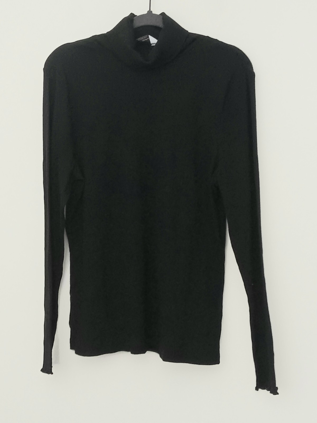 Encore by Idina Menzel Turtleneck Size XL Black Rib Long Lettuce Edge Sleeves