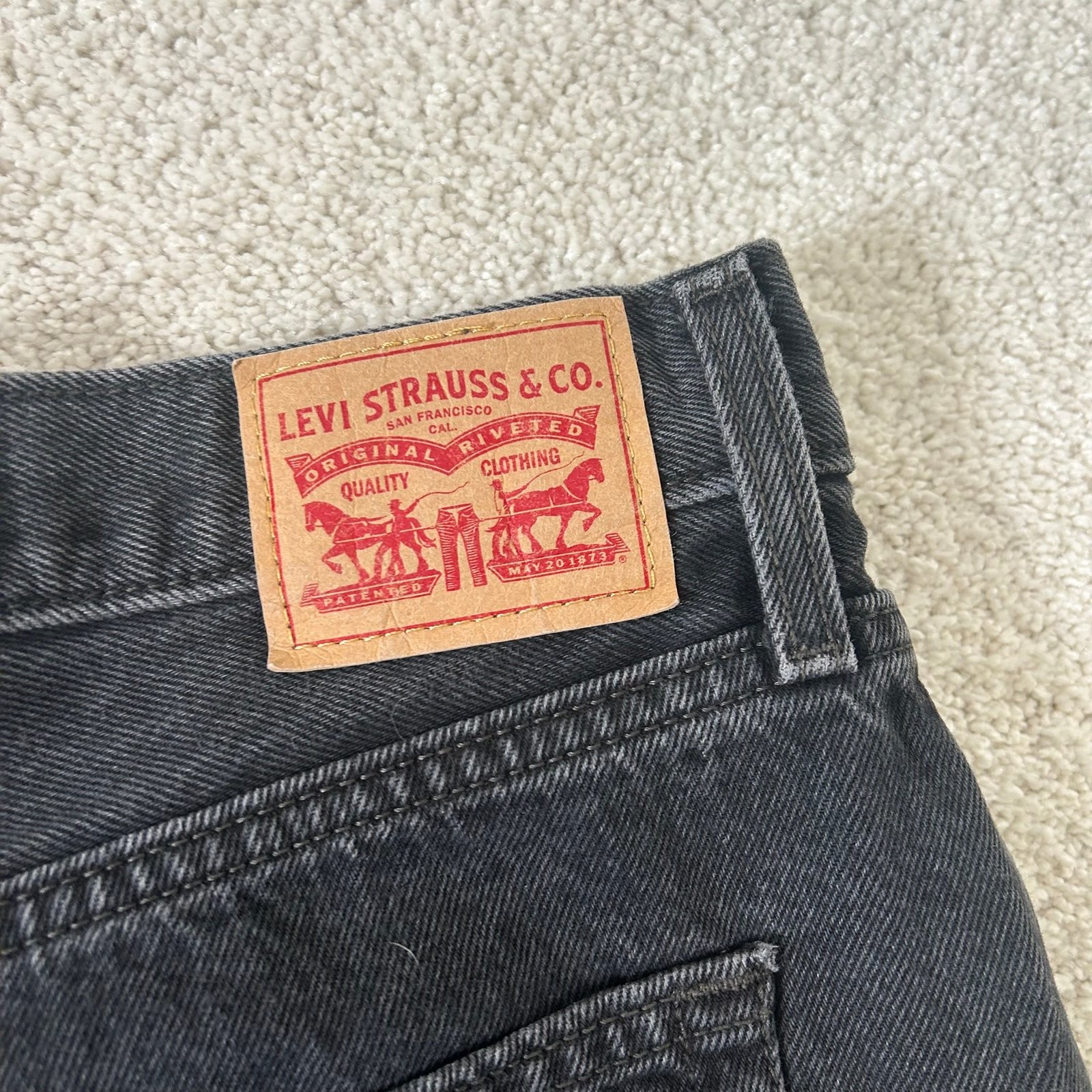 Levi’s 300 Original Riveted Jeans Denim Size S Men’s Clothing Used