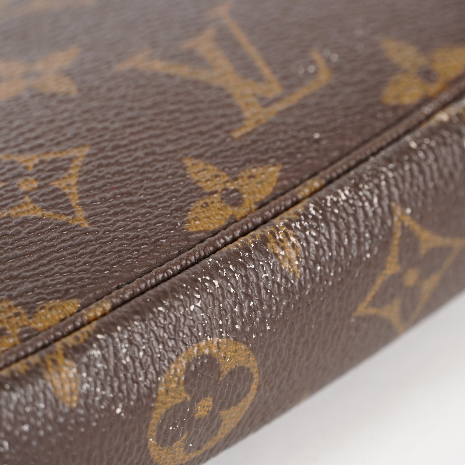 LOUIS VUITTON Monogram Pochette Accessories Pouch M51980 LV Auth 06E033080015