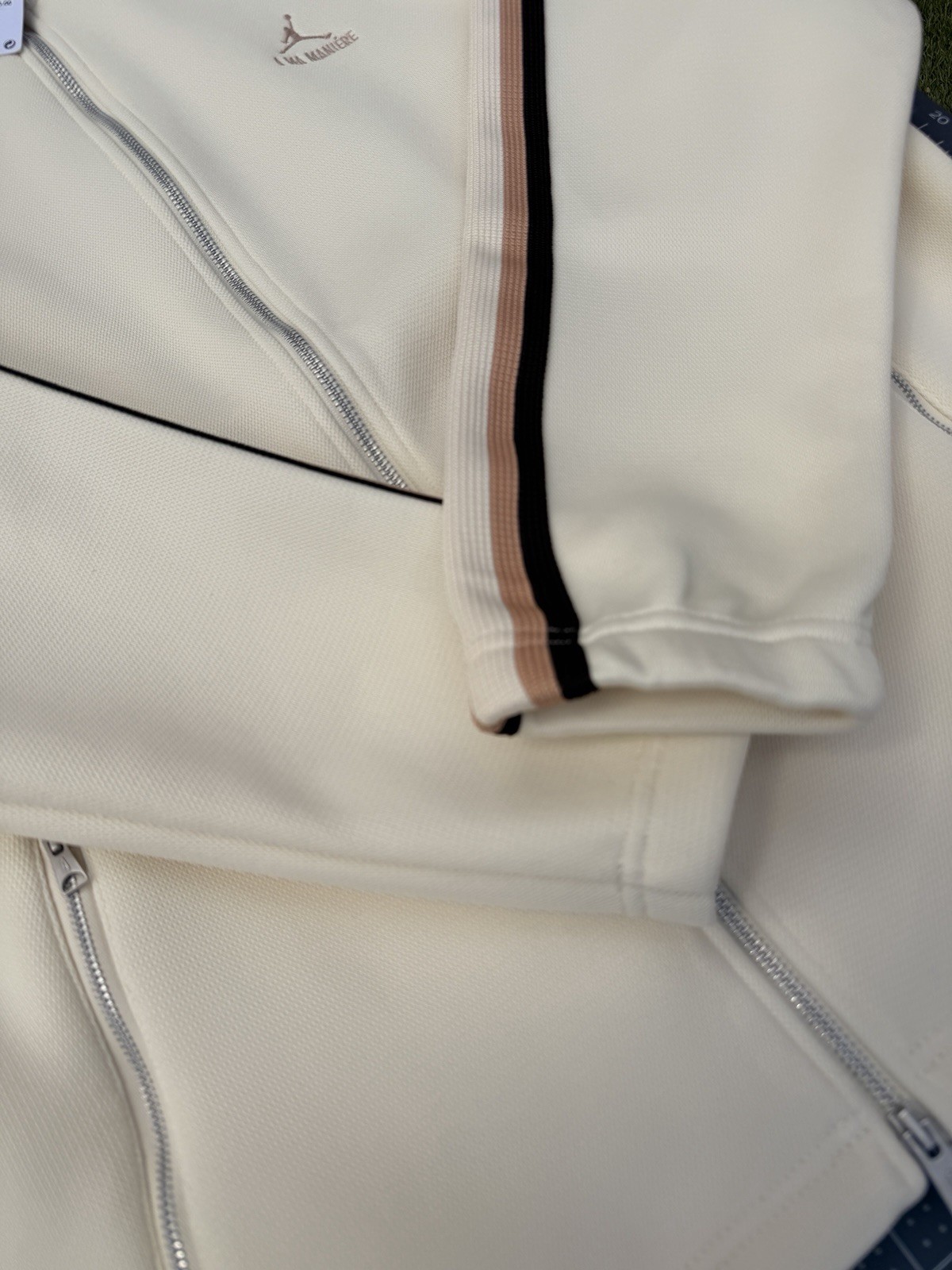 Nike Air Jordan x A Ma Maniere Track Jacket Cream Mens Large [H]