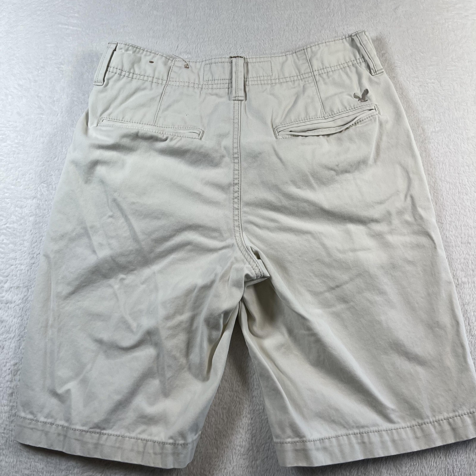 American Eagle Outfitters Longboard Shorts Mens 28 Beige 11 In Inseam Chino