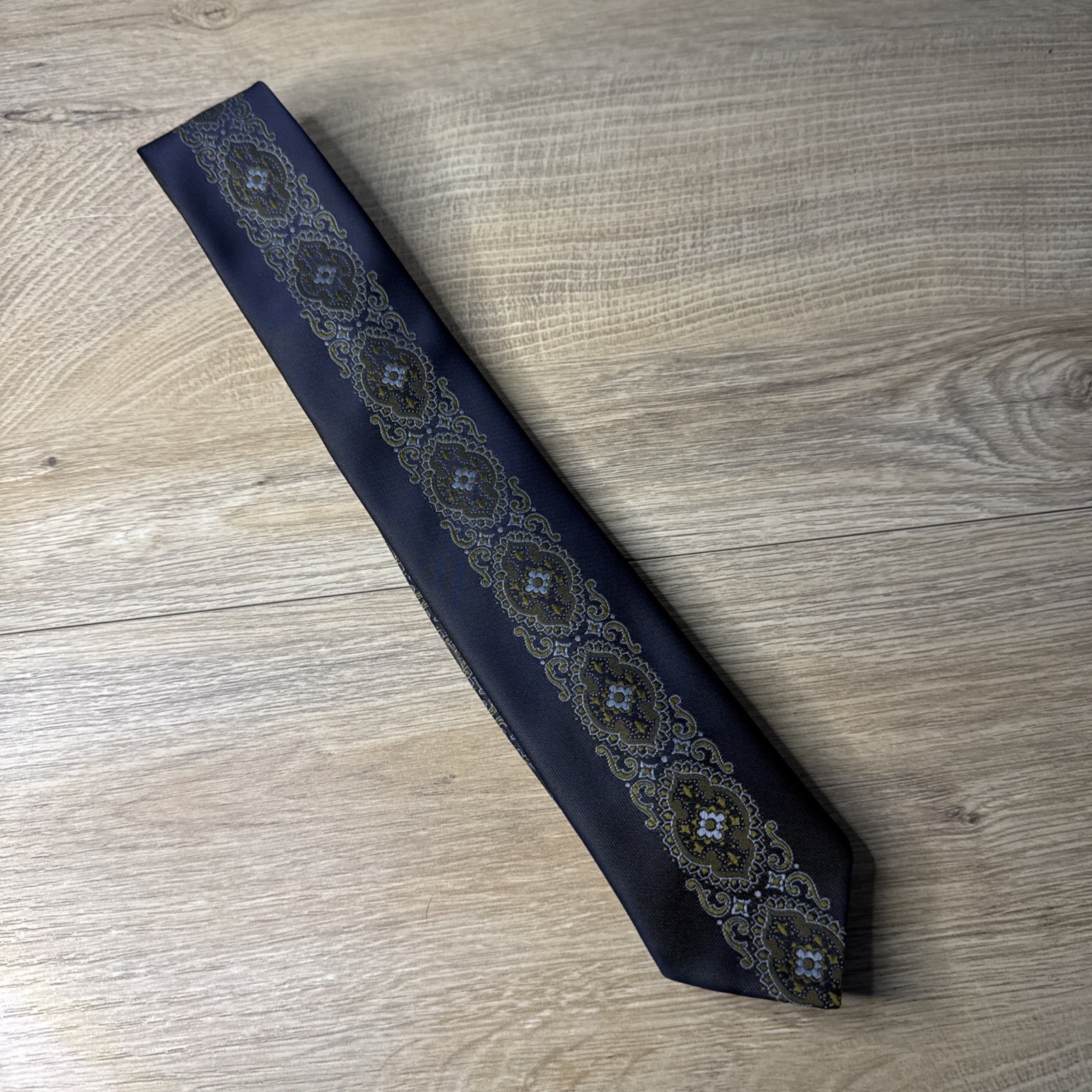 Commodore Trevira Tie Mens Slim Blue Solid Paisley Business Office Professional