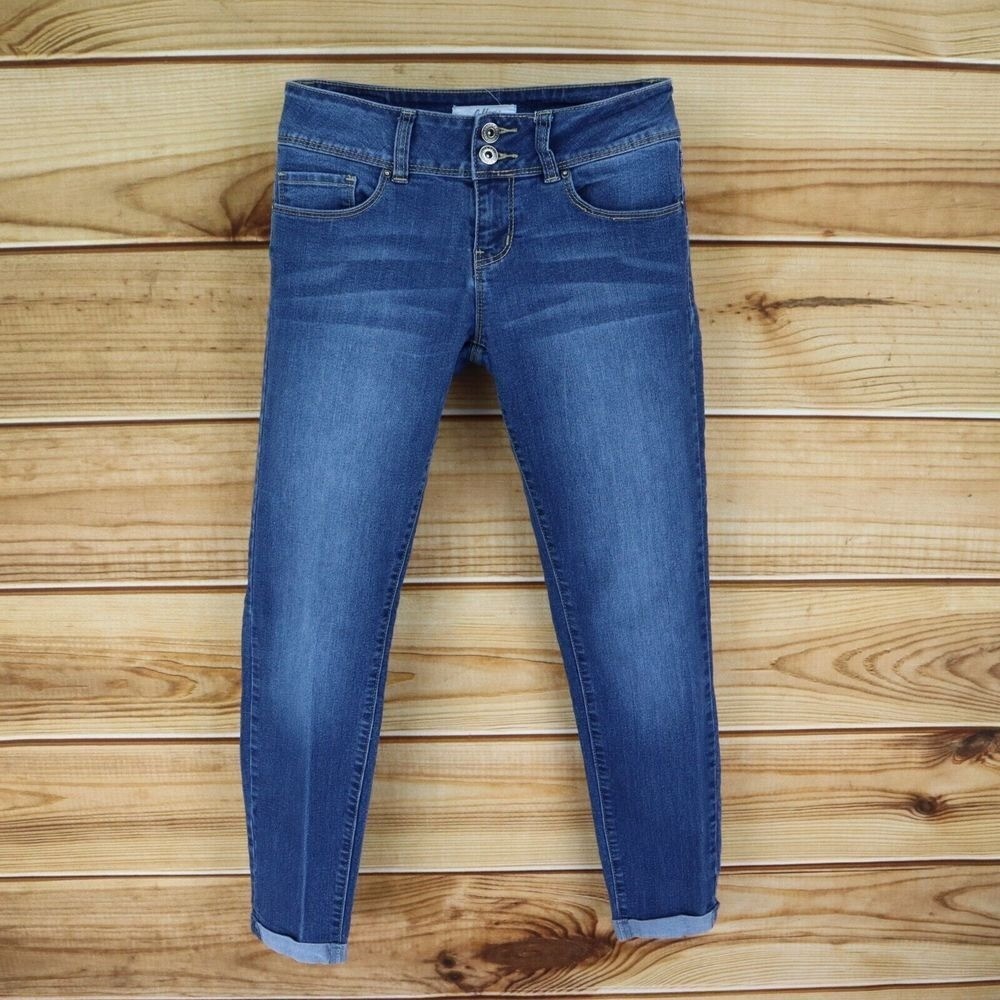 California Jeans Cuffed Junior Womens 7 Blue Faded Cotton Blend Denim RISE: 7.5