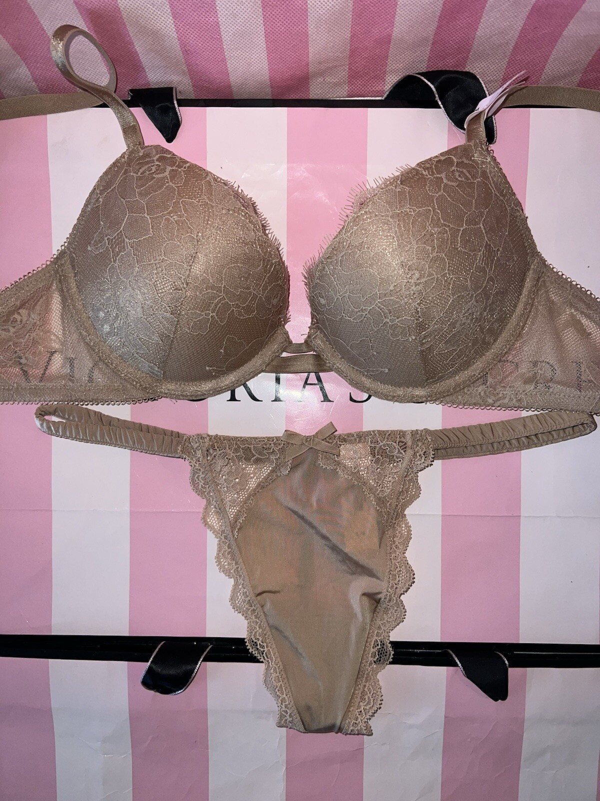 Victoria’s Secret Push-Up Bra Lace 32B Small Thong Rare Color Beige