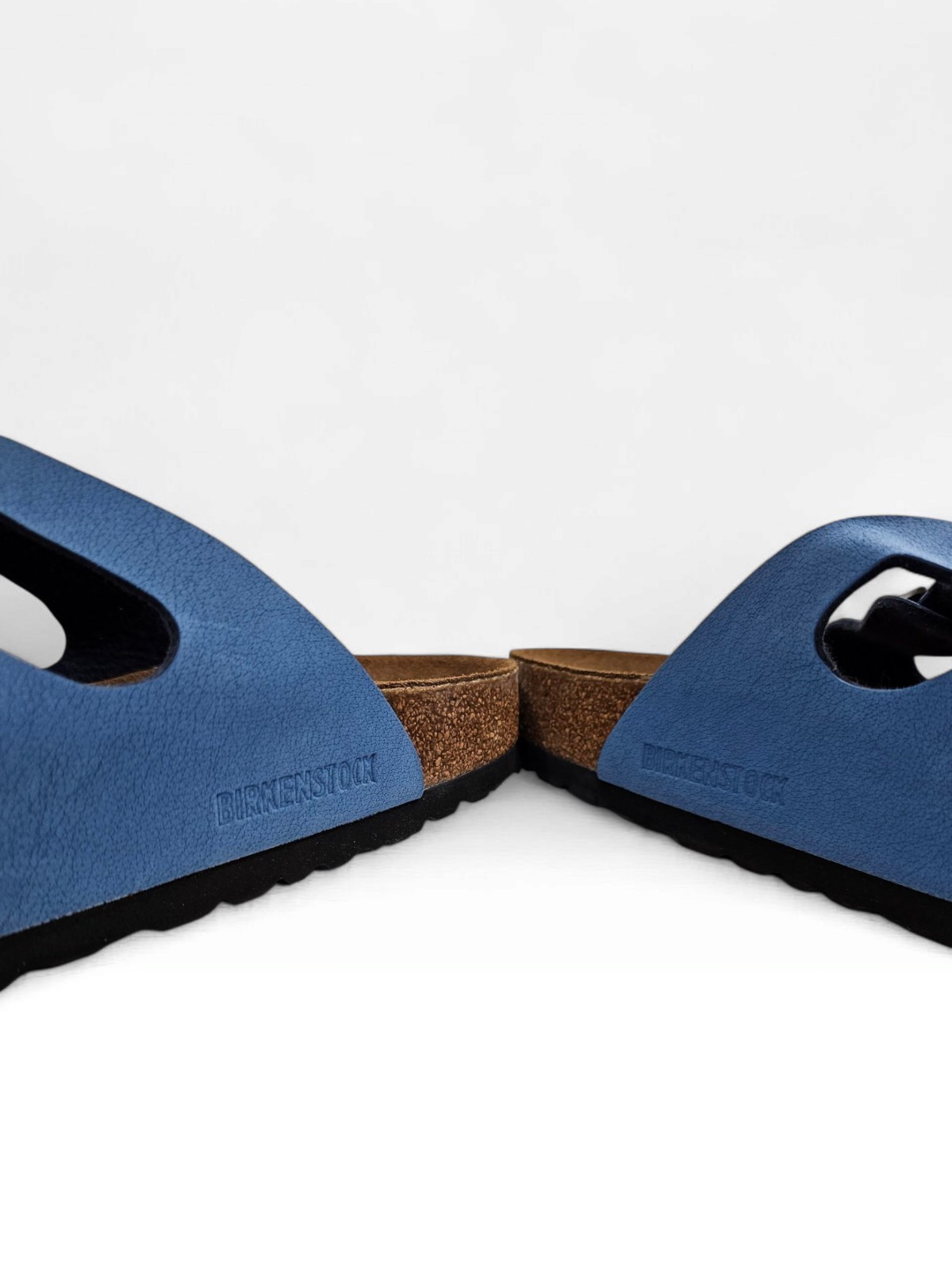 BIRKENSTOCK Florida Unisex Blue Leather 3 Straps Sandals 40/Women 9-9.5M