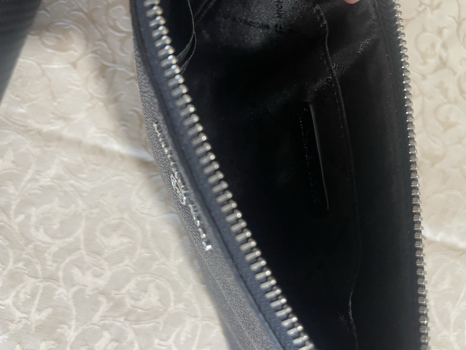 Michael Kors Black Logo Zip Wristlet Clutch w/ Inner Pockets & Card Slots