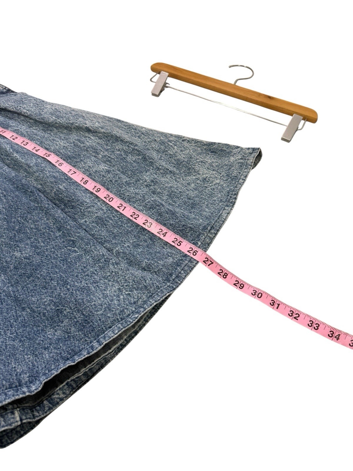 VINTAGE Jordache 80s Denim Swing Skirt Acid Wash Pleated Knee Length Size 8