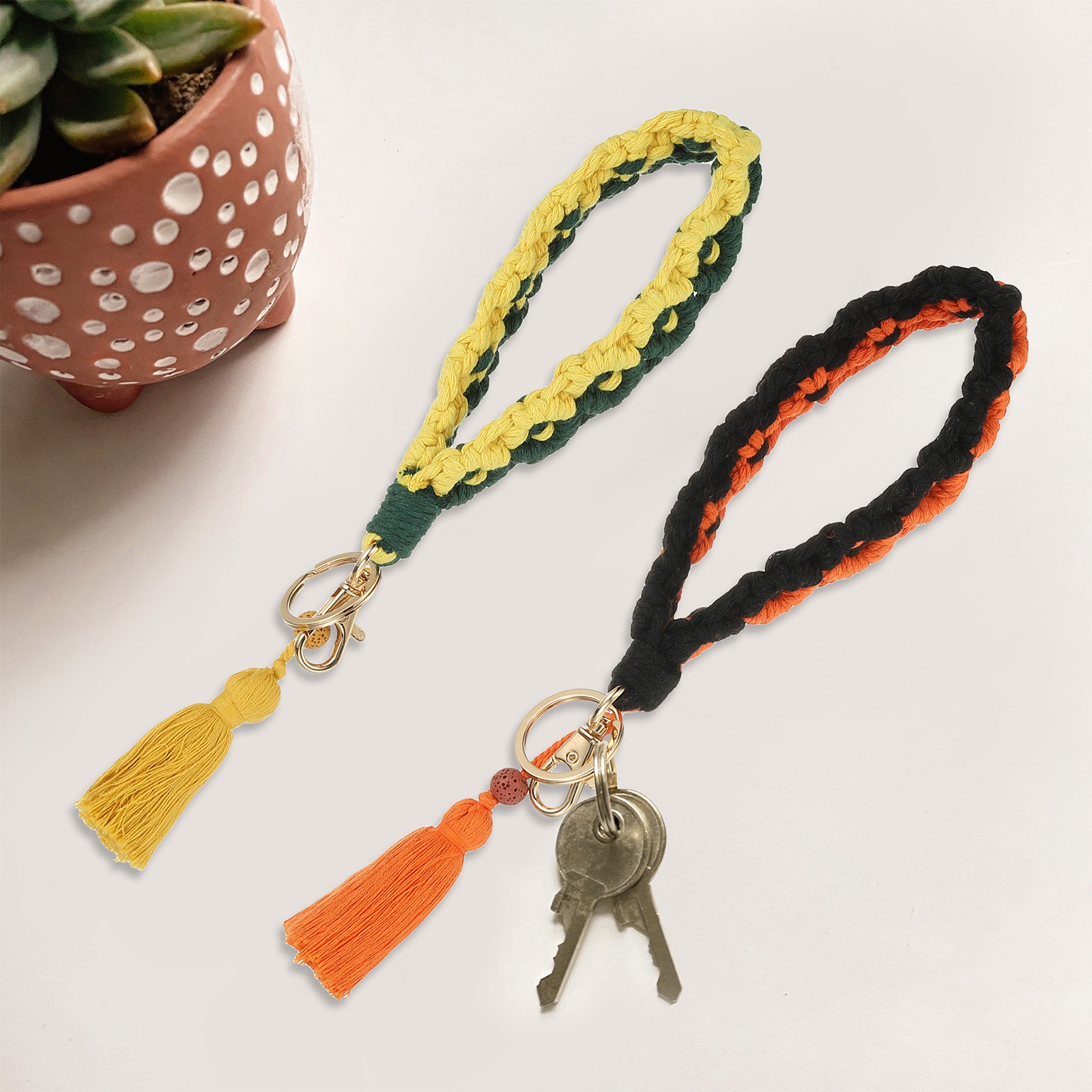 1 Pcs Handmade Wristlet Keychain, Yellow/Green