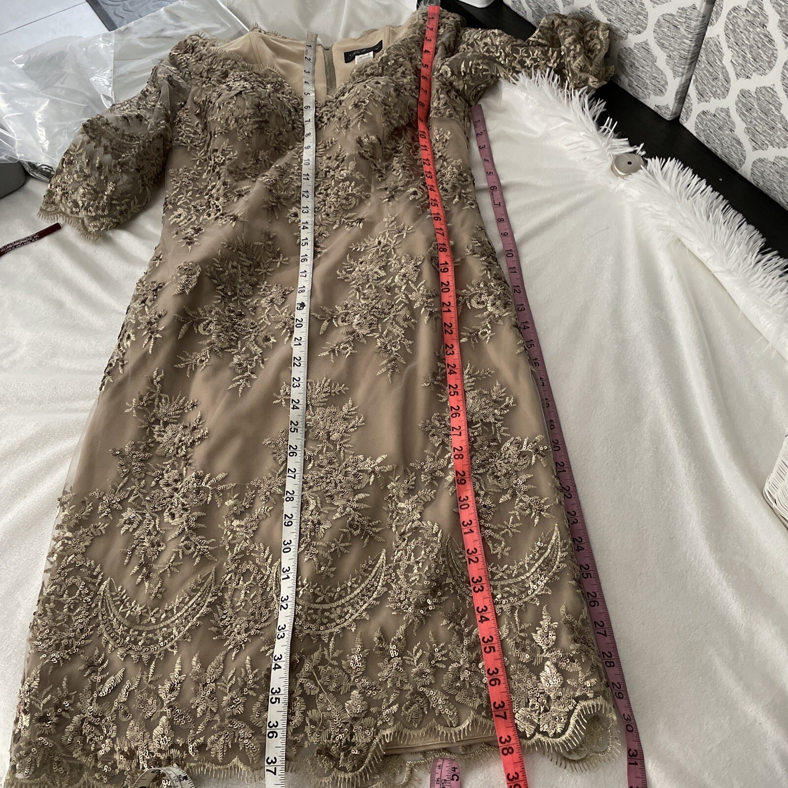 NEW $378 La Femme [ 8 ] Embroidered Sheath Cocktail Dress in Champagne #S179