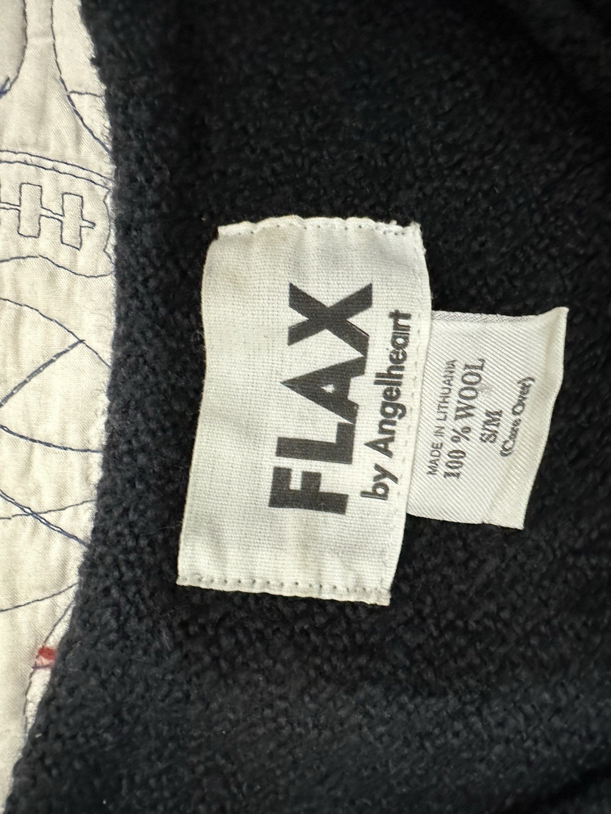 FLAX Women 100% wool black Sweater Size S/M pocket