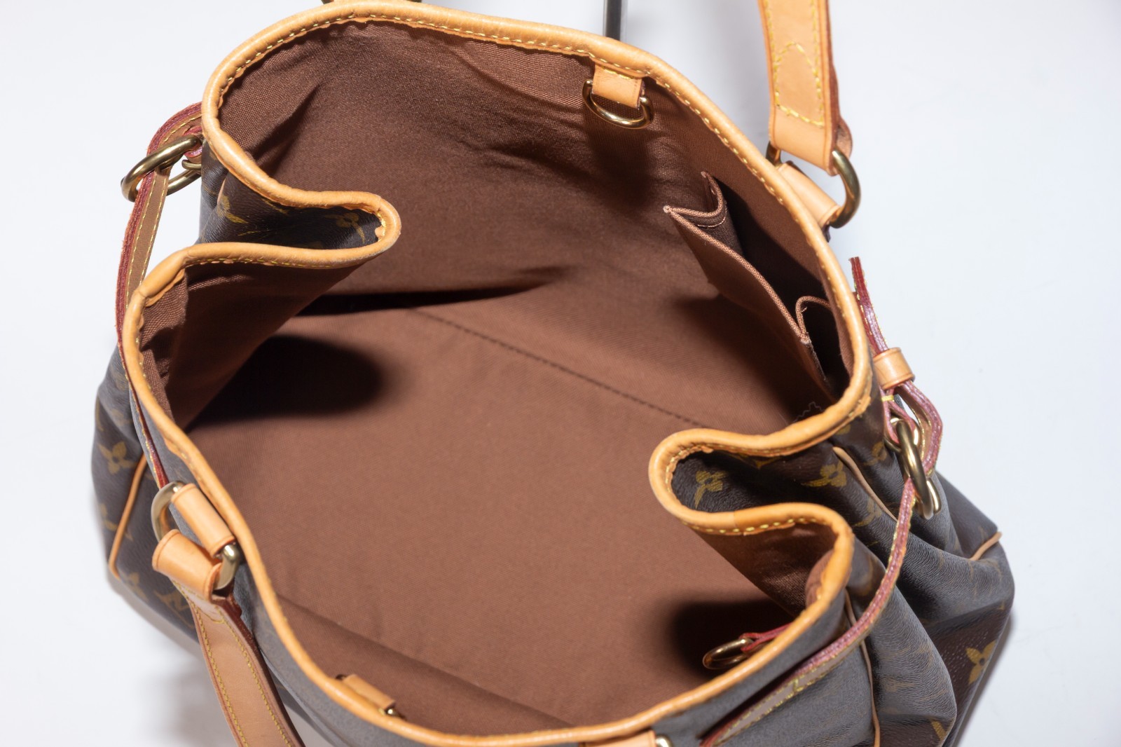 LOUIS VUITTON M51153 Batignor Tote Bag From Japan USD 【Condition Rating AB】