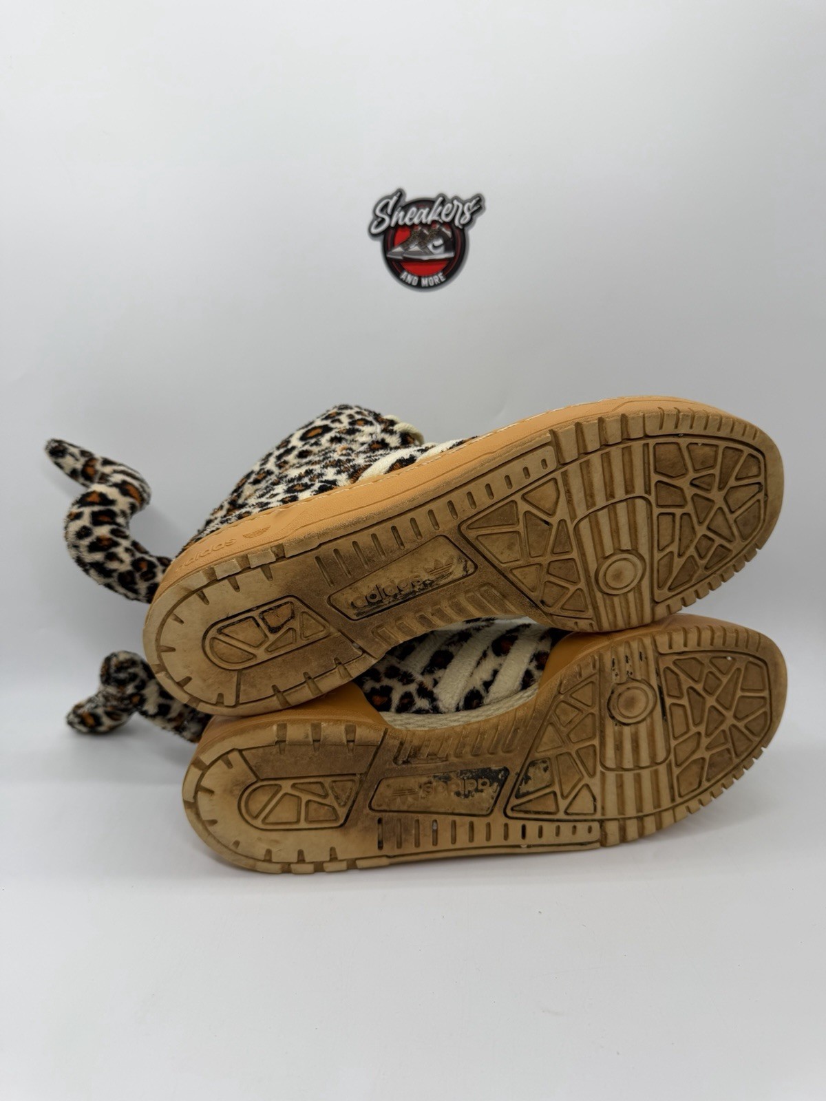 Adidas Jeremy Scott Leopard Cheetah Animal Tail Wings Bear Men’s V24536 Size 7