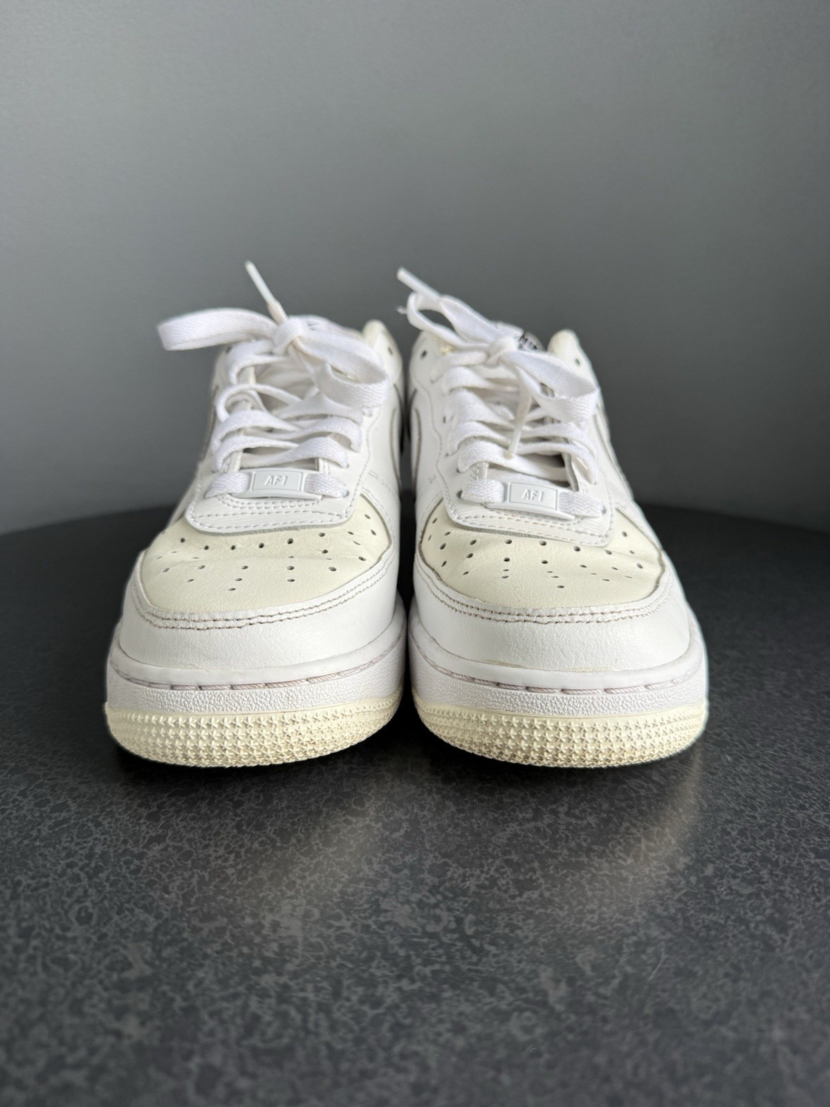 Nike Air Force 1 VPC Women’s Sz 7 White Low Top Shoes Sneakers AF1 Lifestyle