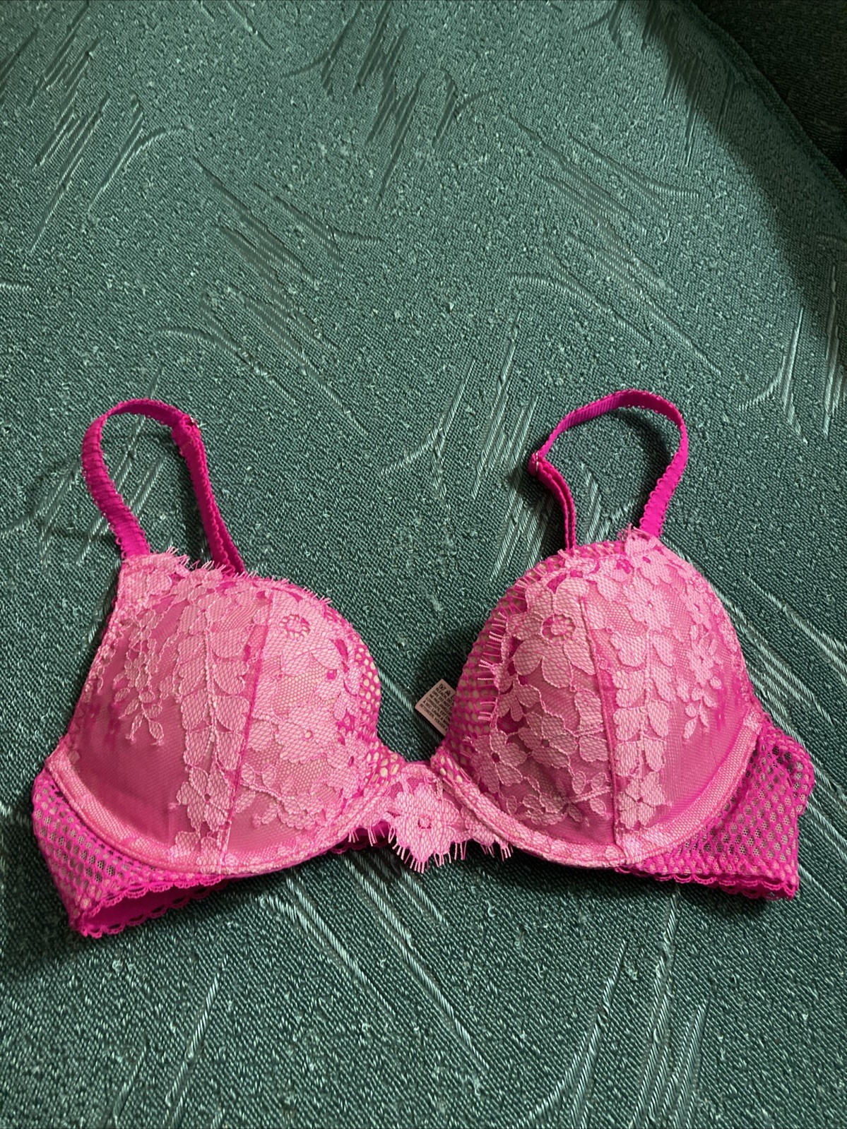 Victoria’s Secret Dream Angel Push Up Bra 32B Barbie Pink floral Mesh Fishnet