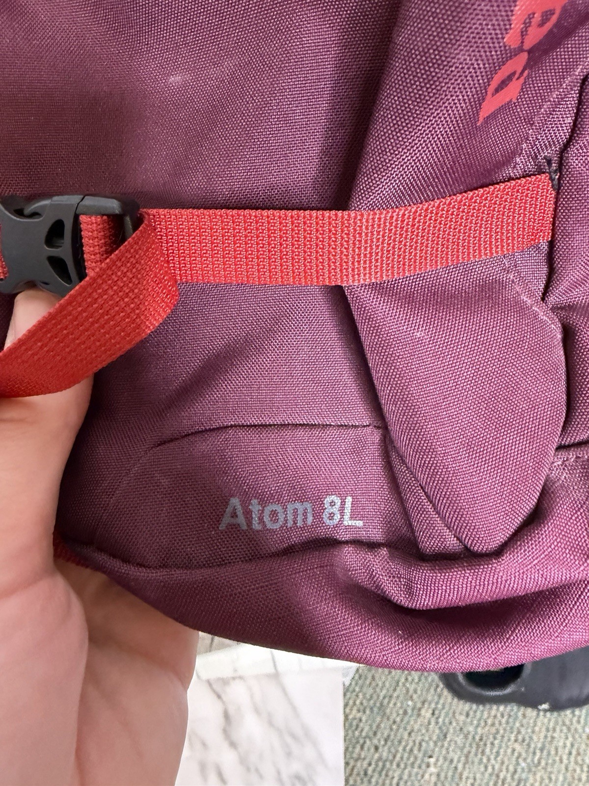 patagonia 8l atom sling Bag