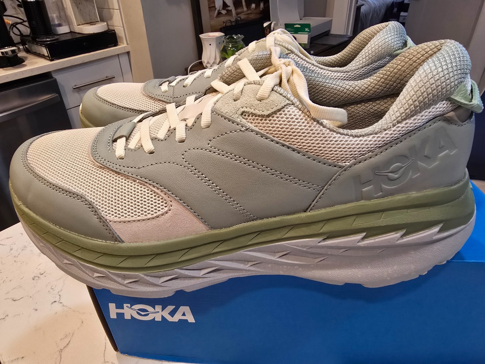 Hoka Bondi L Barley Oat Milk 1110538-BYT Men’s Size 11 US Running Comfort Shoes