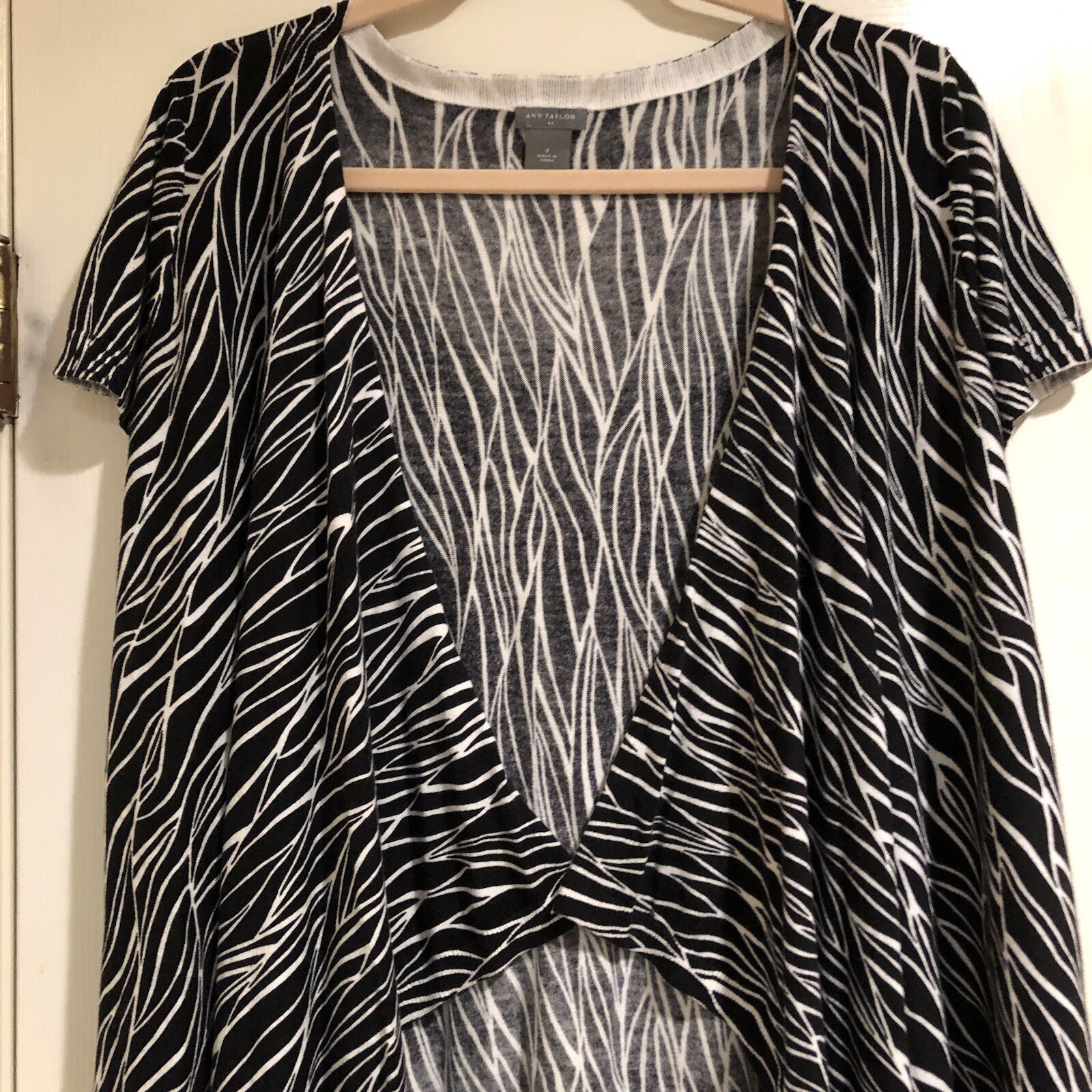 Ann Taylor S. Sleeve Open Front Light Weight Sweater Black/white Pima Cotton Sm