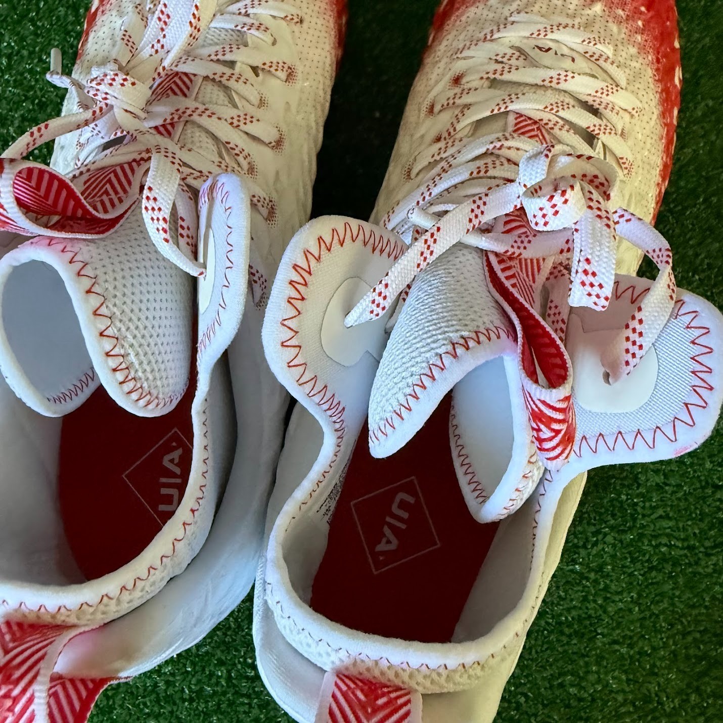 Under Armour Men’s Spotlight Clone 3.0 MC Football Cleats White Red Size 14 NEW