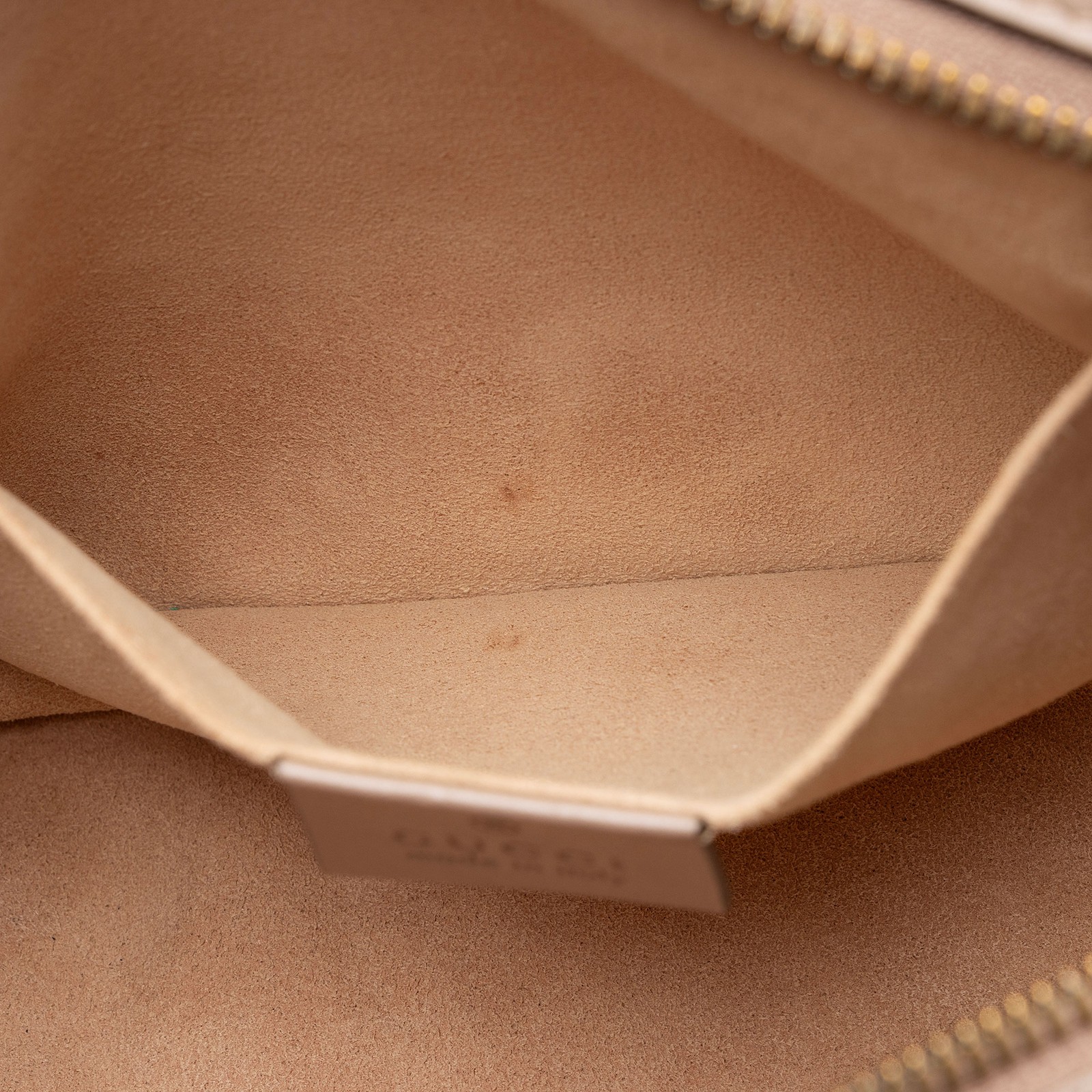 Gucci Matelasse Leather GG Marmont Small Camera Bag