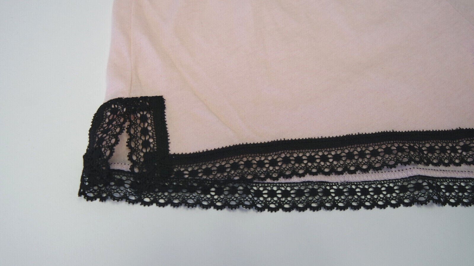 VICTORIA’S SECRET PINK SLEEP SHORTS WITH LACE Sz S