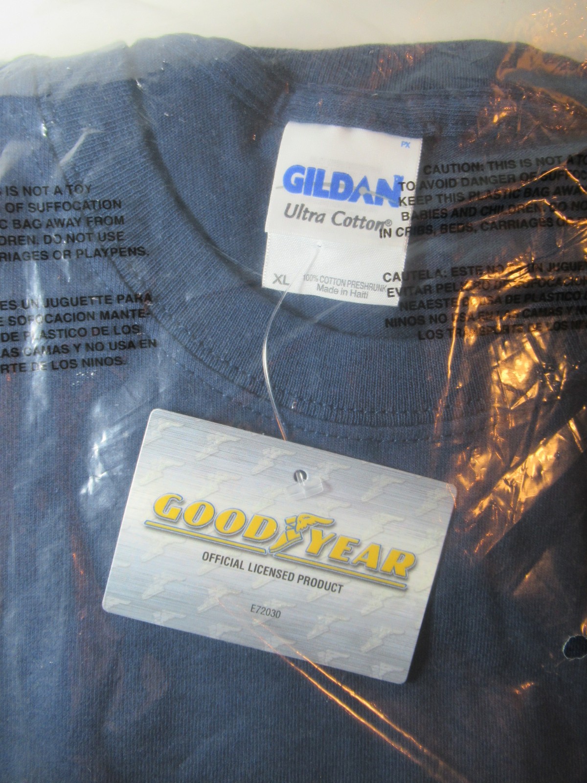 XL Vintage Goodyear Official New Navy T Shirt Yellow Winged Logo Gildan Cotton