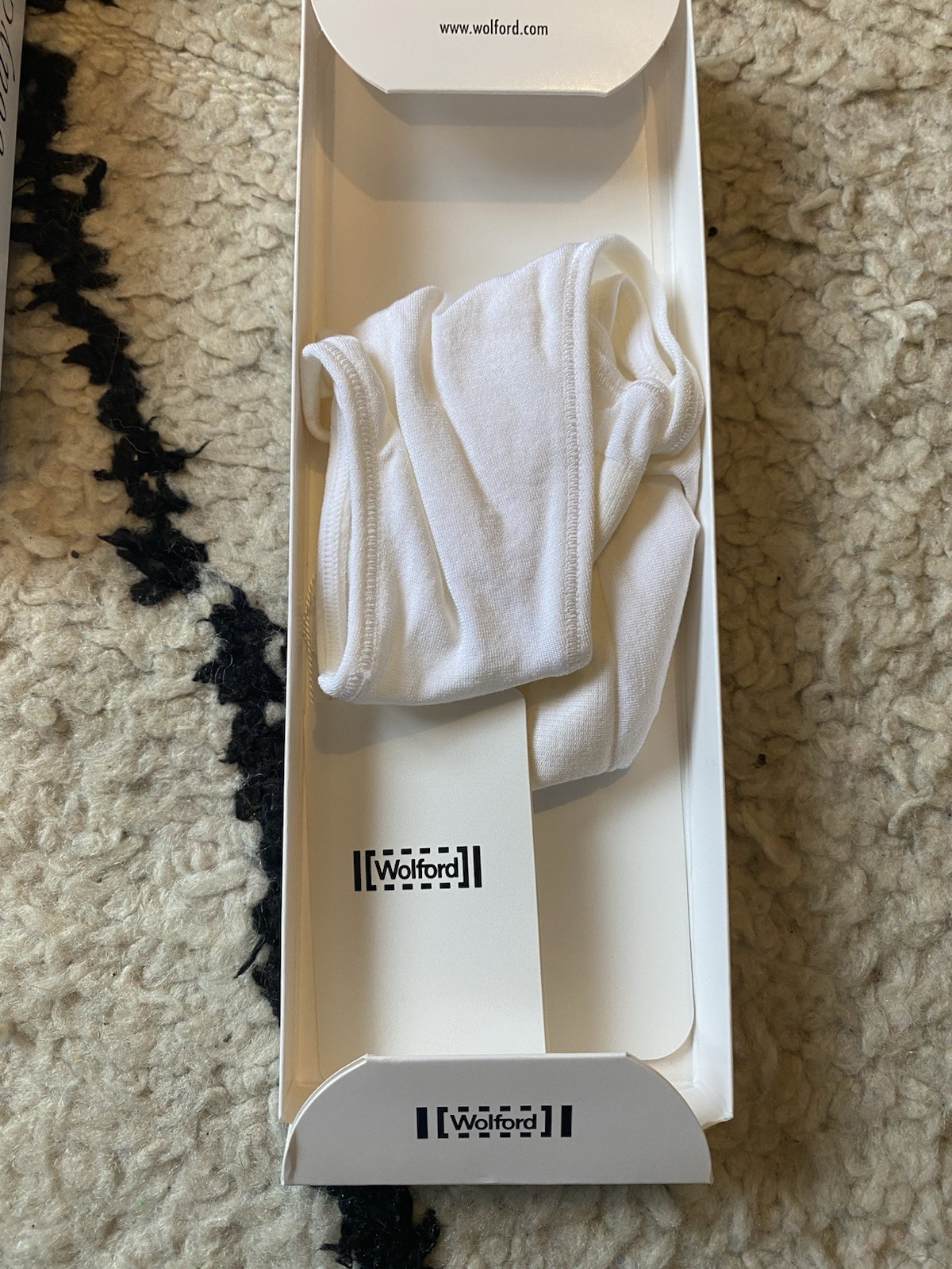 Wolford OPAQUE NATUREL LIGHT STRING Thong White size M New with Tags