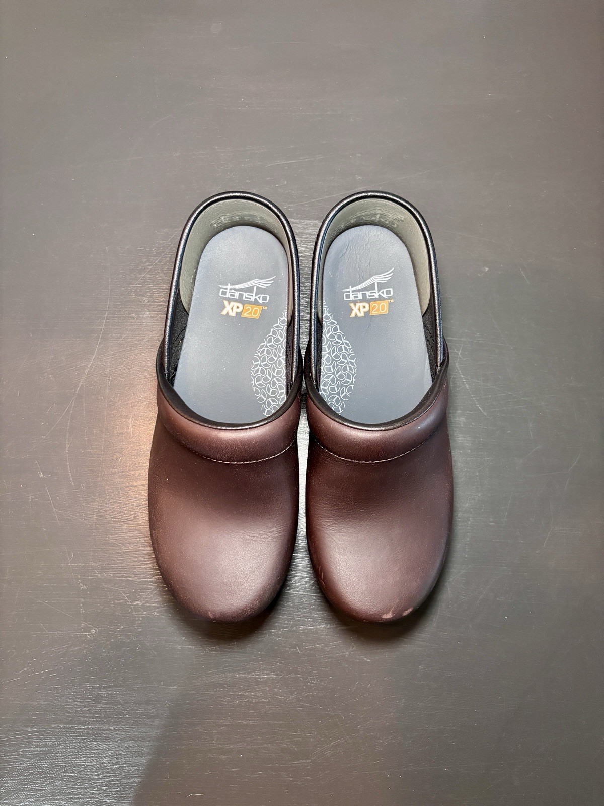 Dansko XP Slip Resistant Clog Nurse Shoes Womens Size EUR 35 US 5 Brown Slip Ons