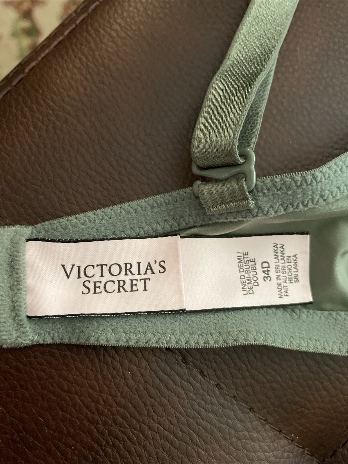Victoria’s Secret 34D Lightly Lined Demi Crossback/Normal Strap T-Shirt Bra