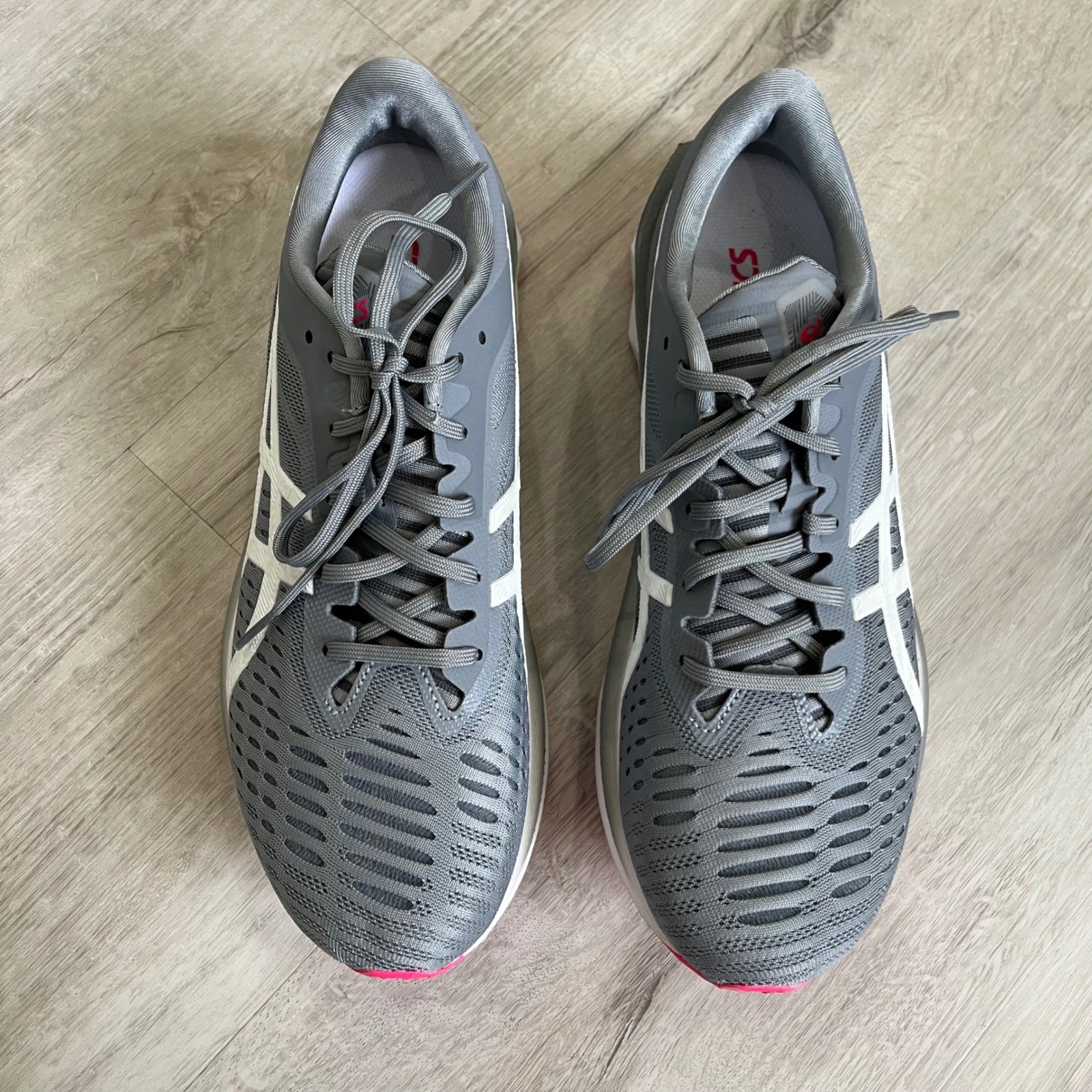 ASICS Novablast 2 Womens 10 Gray White Pink Running Shoes Sneakers Walk 1012A584