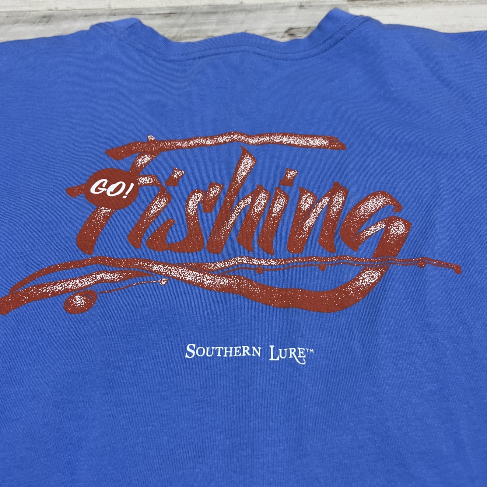 Southern Lure Shirt Youth XL Blue Graphic Cotton Short Sleeve Fishing EUC Soft