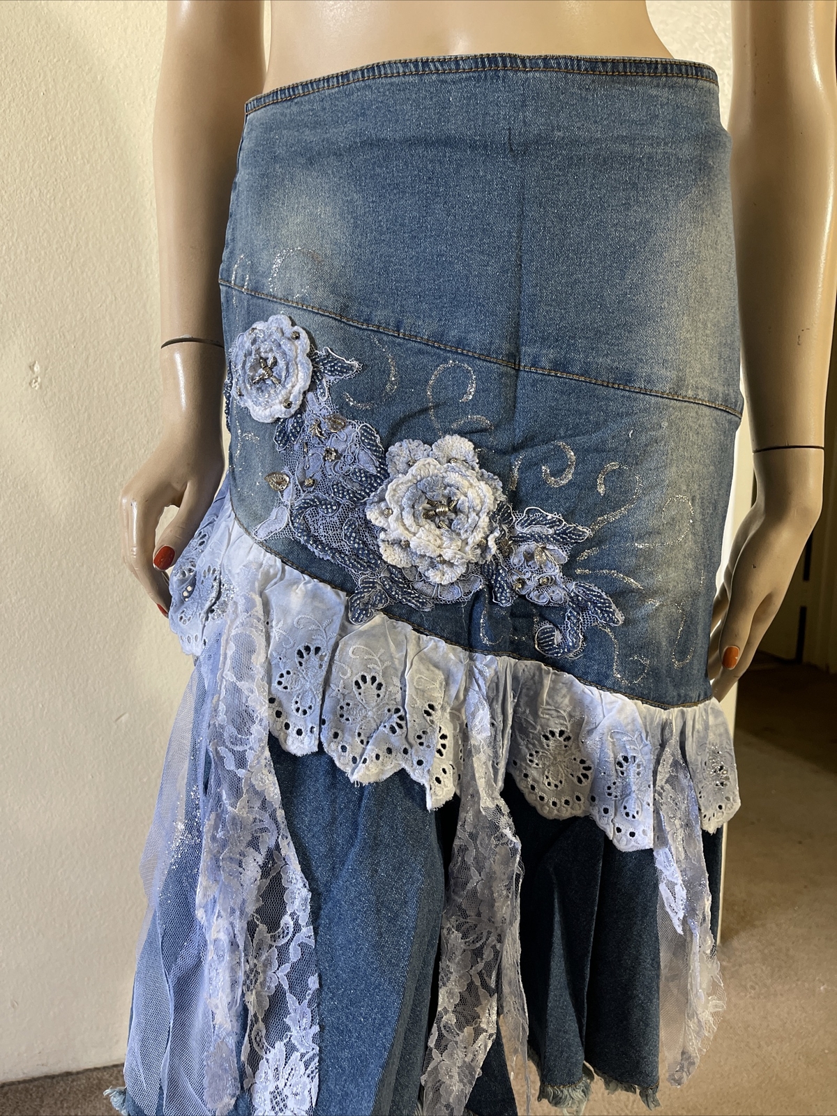 Blue Denim Beaded Embroidery Lace Ruffle Midi Zip Size XL(10-12) Skirt 905