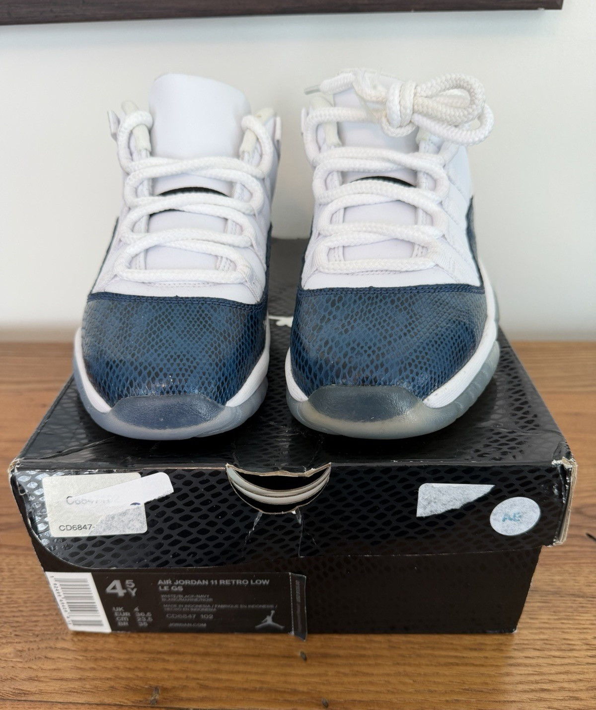 Nike Air Jordan 11 Retro Low Navy Snakeskin GS 4.5Y White Blue CD6847-102 OG Box