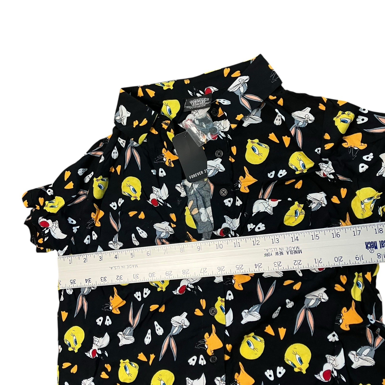 Looney Tunes Shirt Womens Black Button Up Cartoon Novelty Sz M Tweety Bugs
