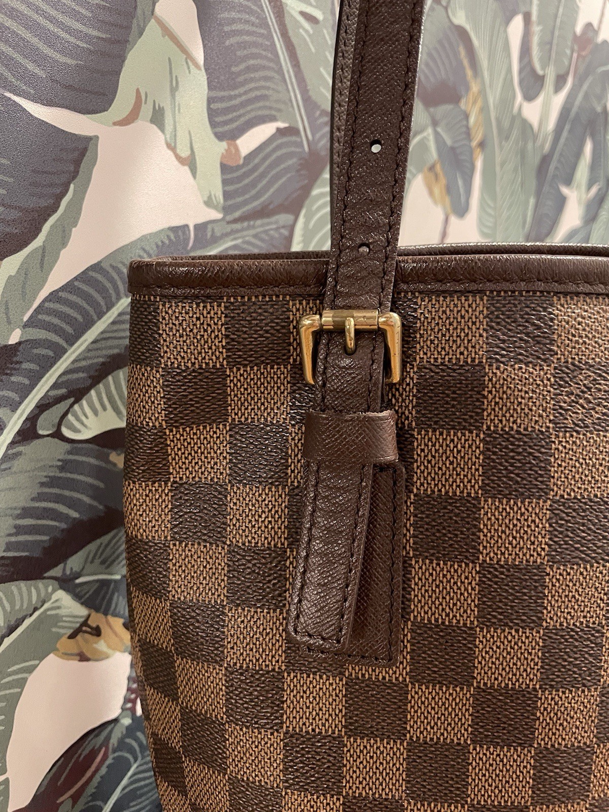 Louis Vuitton Damier Ebene Marais Bucket Bag 23