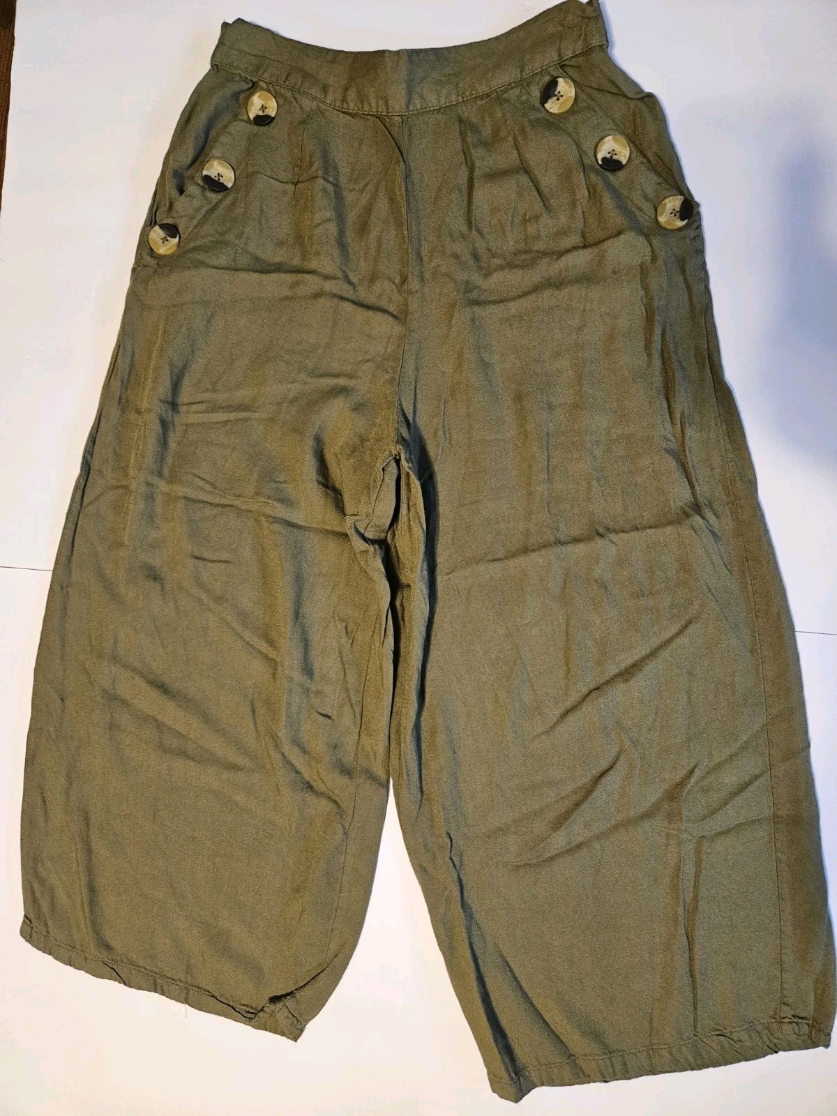 Angie Women’s Green Solid Rayon Cargo Pants Elastic Waist Button Accents